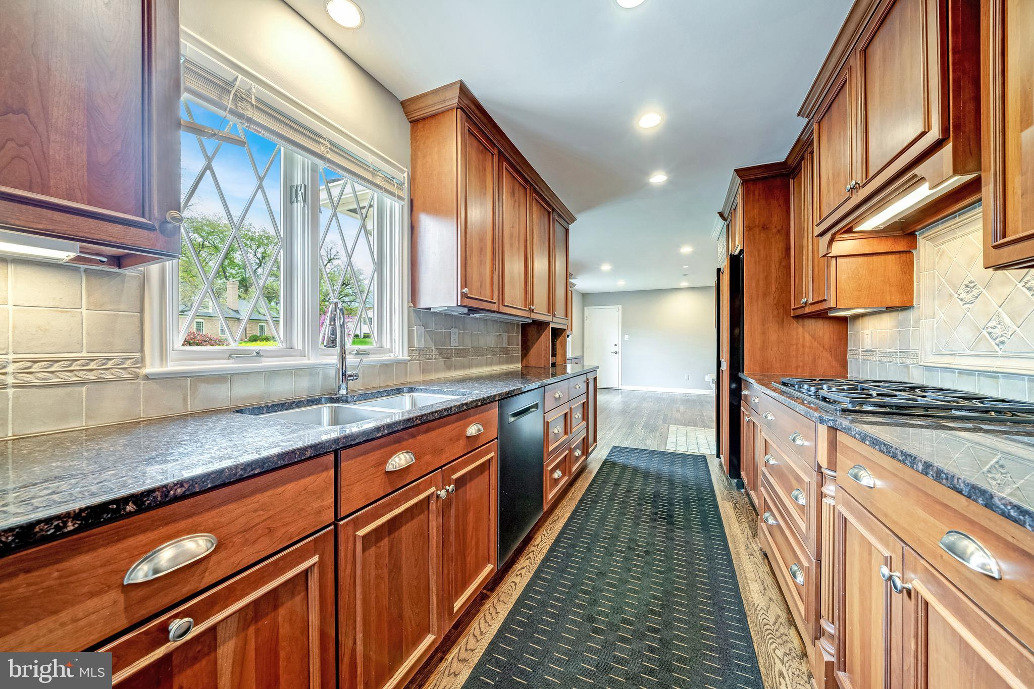 EVERMAY - Residential