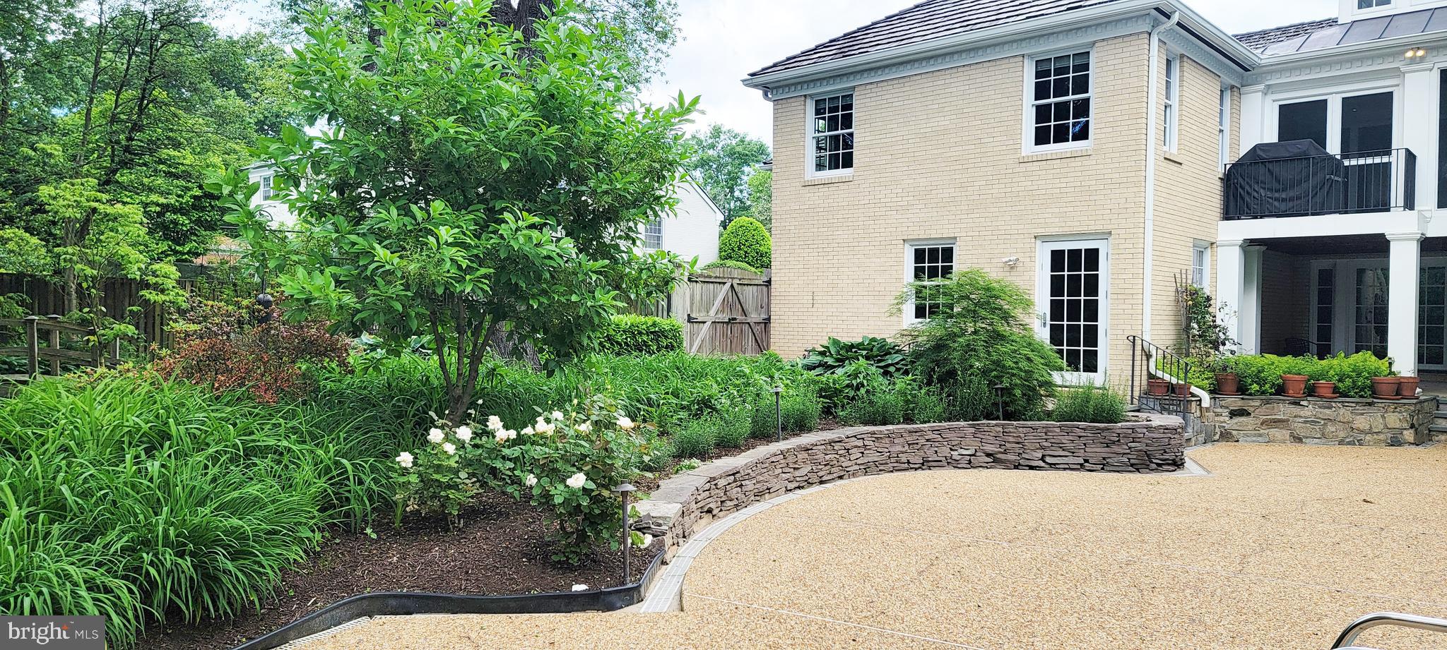 EVERMAY - Residential