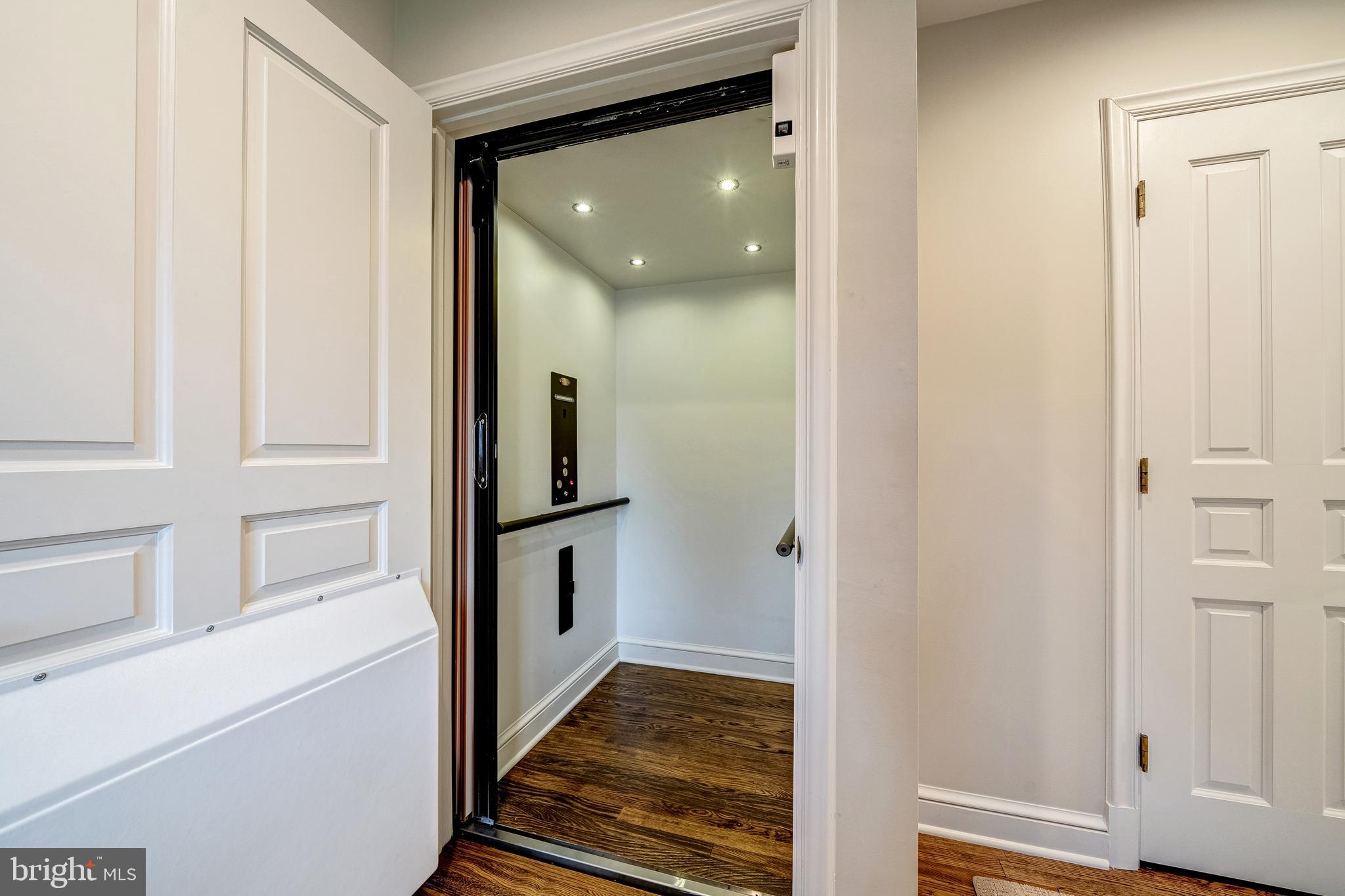 EVERMAY - Residential