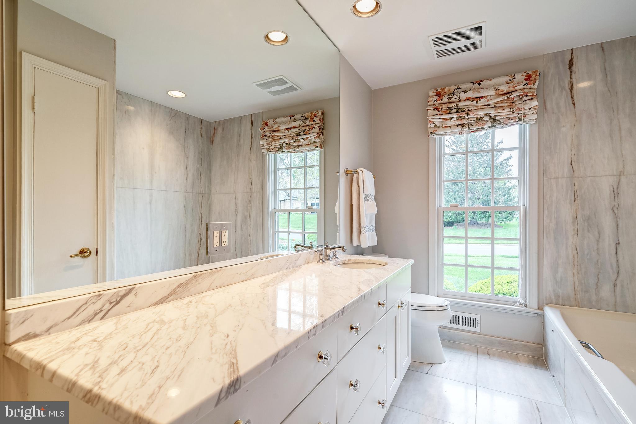 EVERMAY - Residential