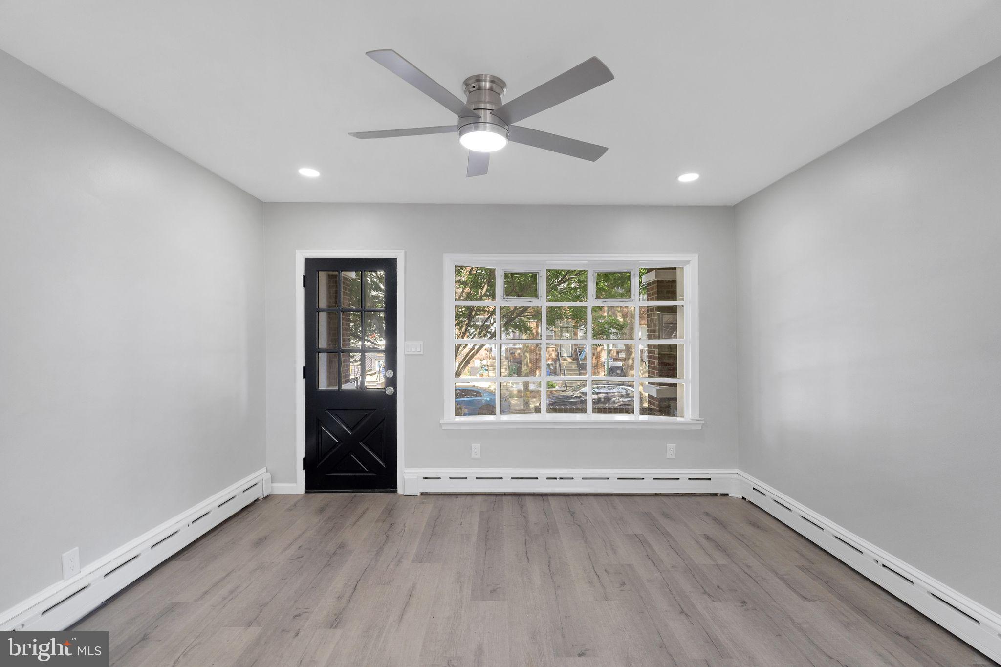 MARCONI PARK EAST - Residential