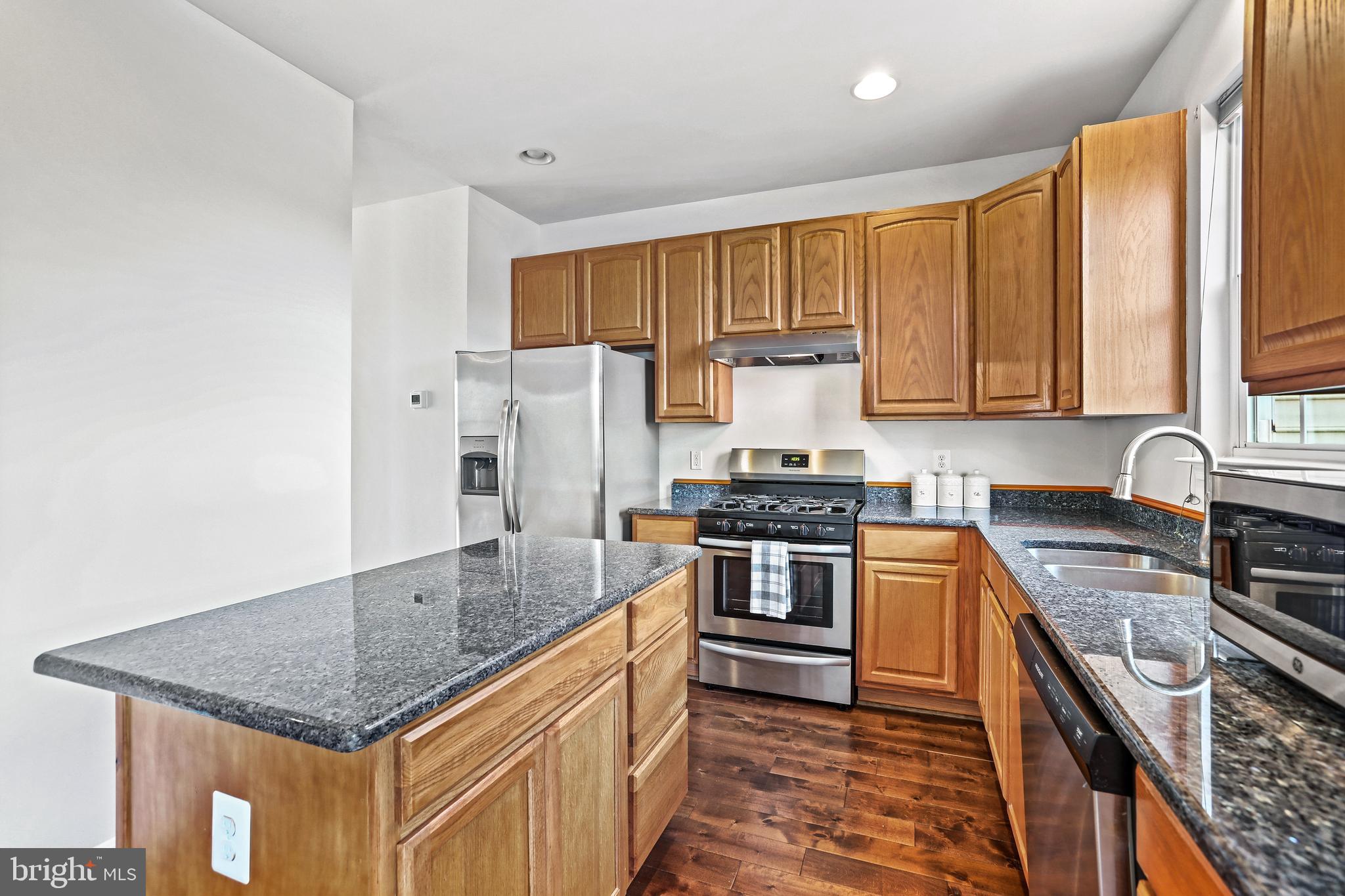 INDEPENDENCE - Residential Lease