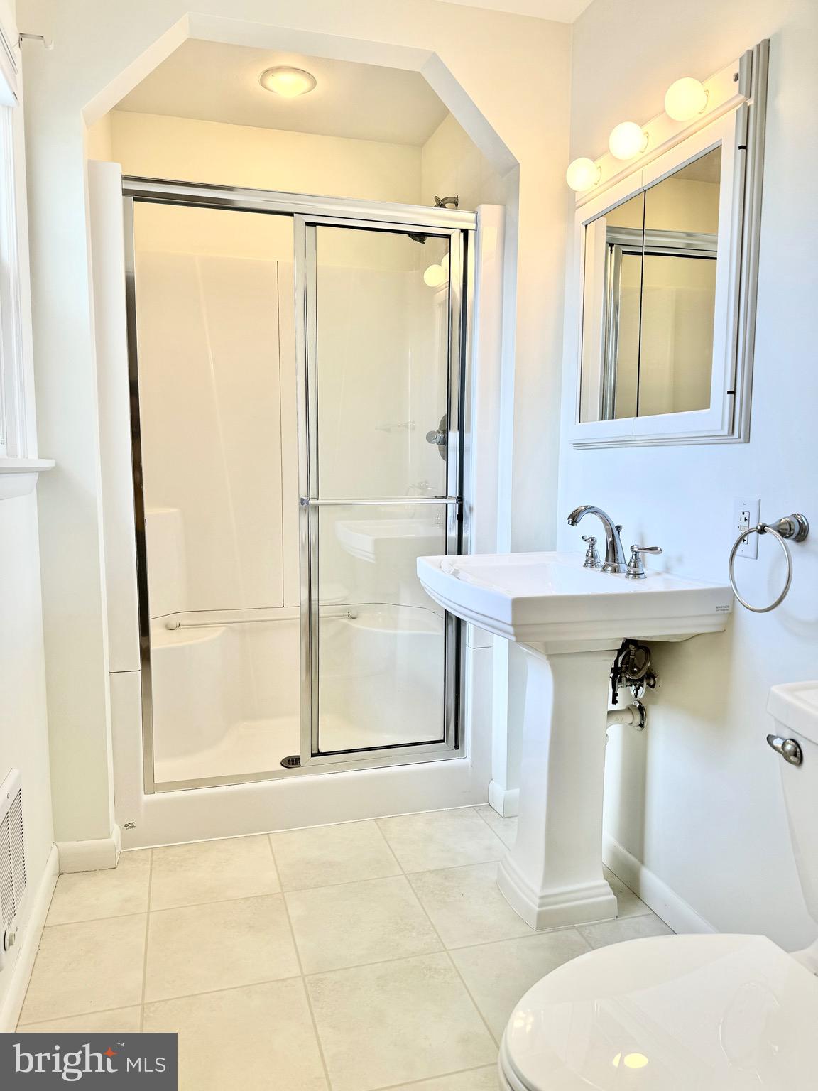 BEL AIR - Residential