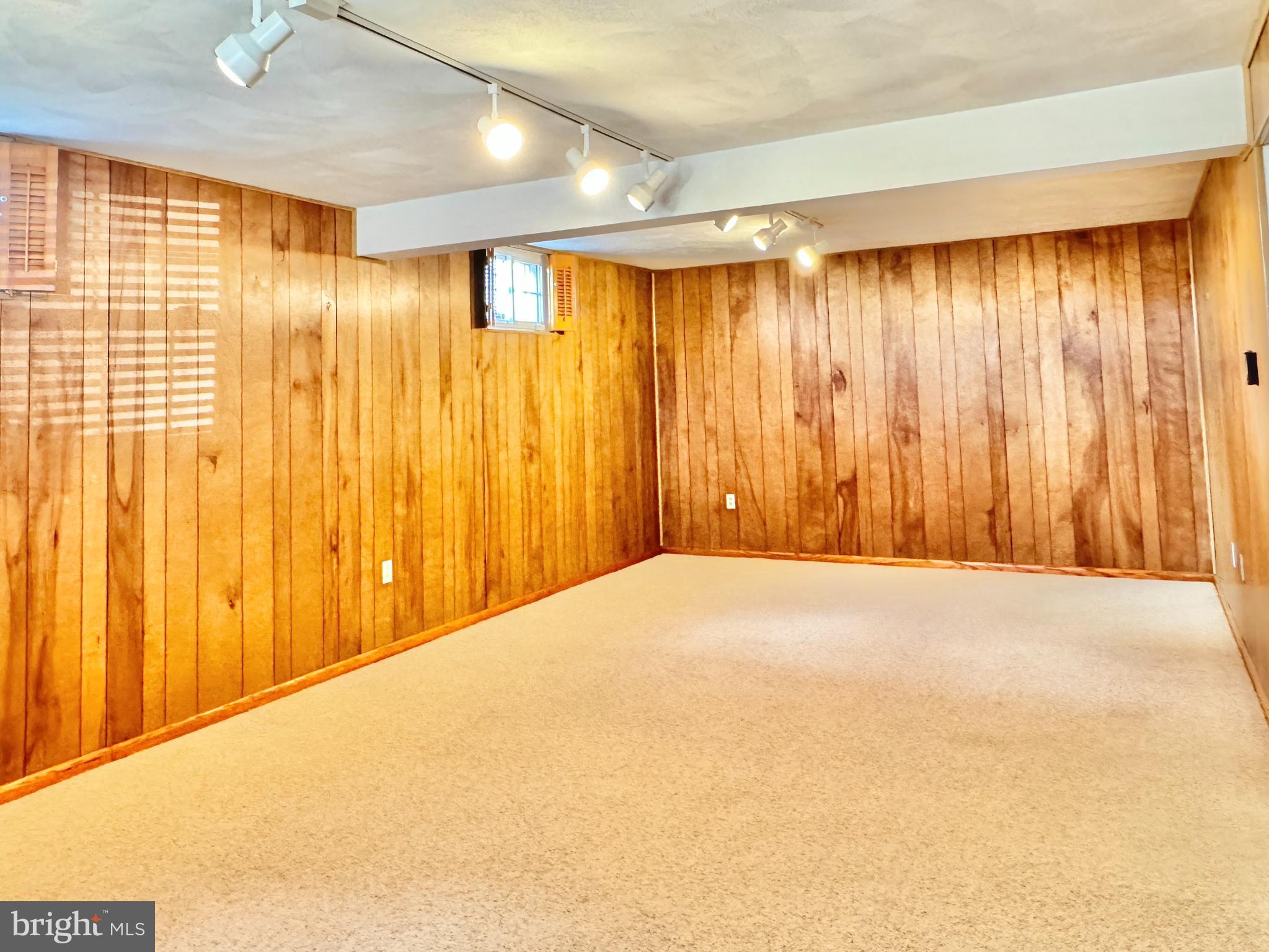 BEL AIR - Residential