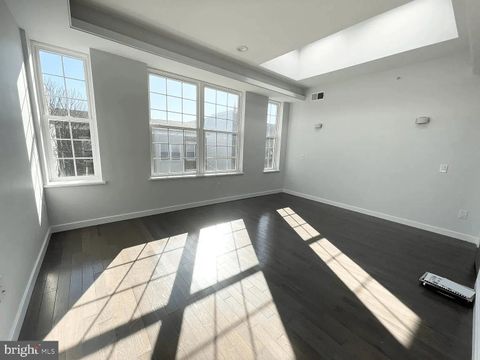 Multifamily For Sale - 1334 N 7th Street<br/> PHILADELPHIA, PA 19122
