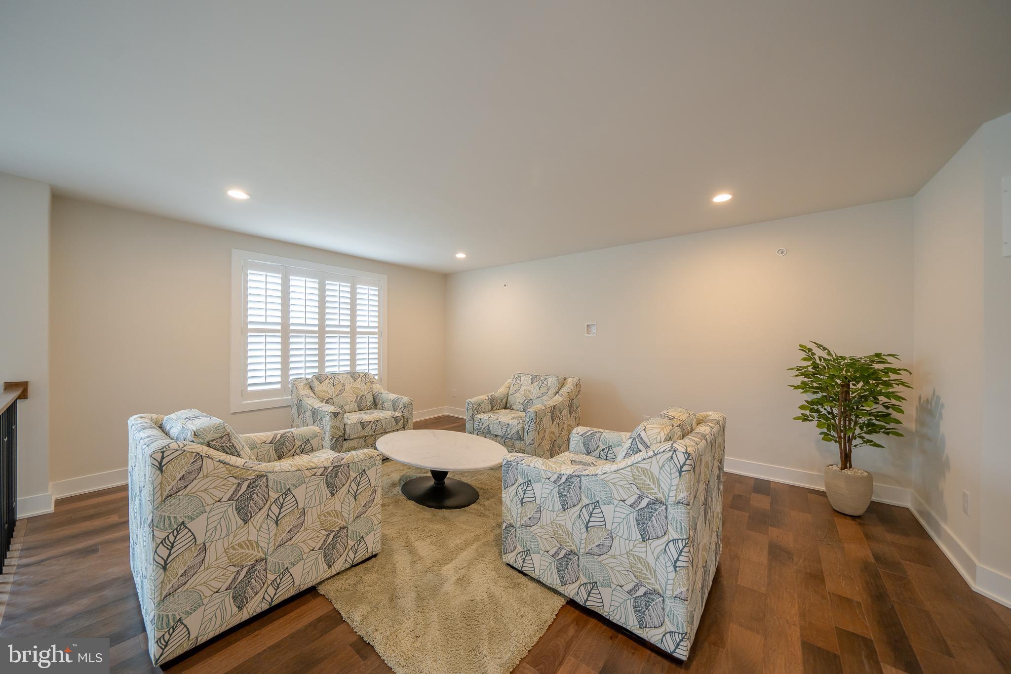 LISETER - Residential