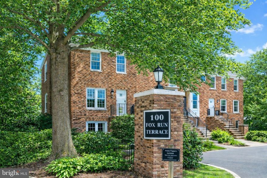 FOX RUN OF MIDDLEBURG  VIRGINIA,  

MUST SEE  This bright, four-story all-brick end-unit townhouse features real hardwood floors and elegant high ceilings throughout. This Town Home has  Four bedrooms, Four Full Baths with a powder room on the first level. Completely New Double Zone HVAC System freshly installed with 10-year warranty. In addition a new Hot Water Tank .Economical Natural Gas  appliances In addition to 3- Fireplaces.
Enjoy a charming front patio and second-story front stoop with pastoral farm views—overlooking land where famous Triple Crown bloodlines were bred and cattle still graze. The slate rear patio off the kitchen is perfect for al fresco dining. An in-law suite provides excellent flexibility.

The HOA has recently completed major exterior updates including a new roof, trim and paint, private parking lot, front steps, and window sills. The primary bath features a jacuzzi tub, double sinks, and a standalone shower. Ample closets and additional storage areas throughout.

Reliable hard-wired internet is available. Town water with newly replaced pipes throughout the town. Enjoy serene pastoral views while being just a short walk to everything town has to offer.

This vibrant yet intimate town includes an outdoor Olympic-size pool, baseball field, playground, library, yoga studios, coffee shops, gyms, tennis courts, spas, boutiques, galleries, and restaurants. Horse boarding farms and fox hunting are just five minutes away.

HOA covers all exterior maintenance including yardwork, gardening, snow removal, and building exterior. Dogs are allowed (leash law applies), with access to a private greenspace bordered by a quintessential Middleburg stone wall.

The kitchen features high-end Bruce cabinetry with brass hardware, granite countertops, a gas range, French-door refrigerator with ice maker, dishwasher, disposal, oversized mounted microwave, and a two-sided ceramic farmhouse sink with a garden view. The U-shaped layout is ideal for everyday cooking and entertaining.

Some photos may include décor photos or virtual staging.