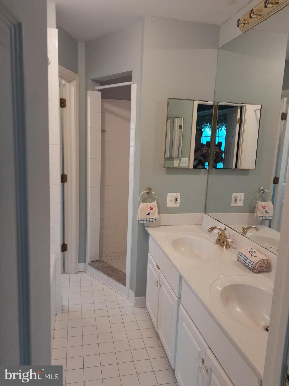 FOX RUN OF MIDDLEBURG - Residential