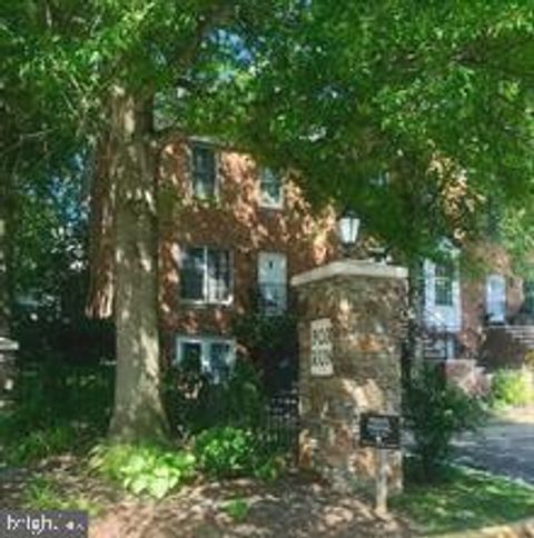 100 FOX RUN TERRACE MIDDLEBURG VA 20117