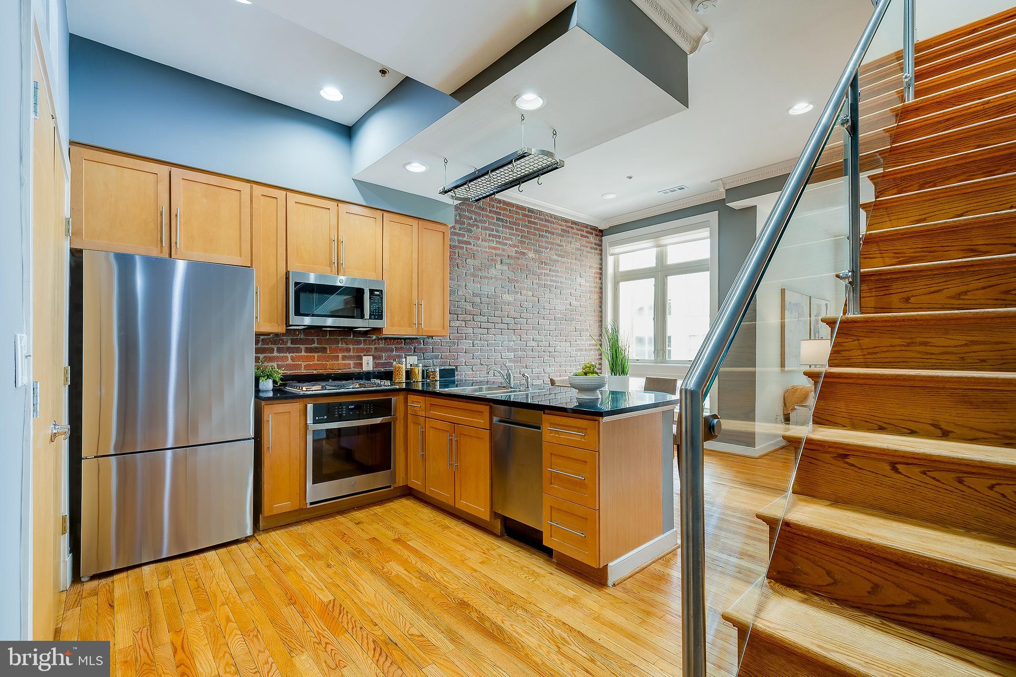 2363 CHAMPLAIN STREET NW 20