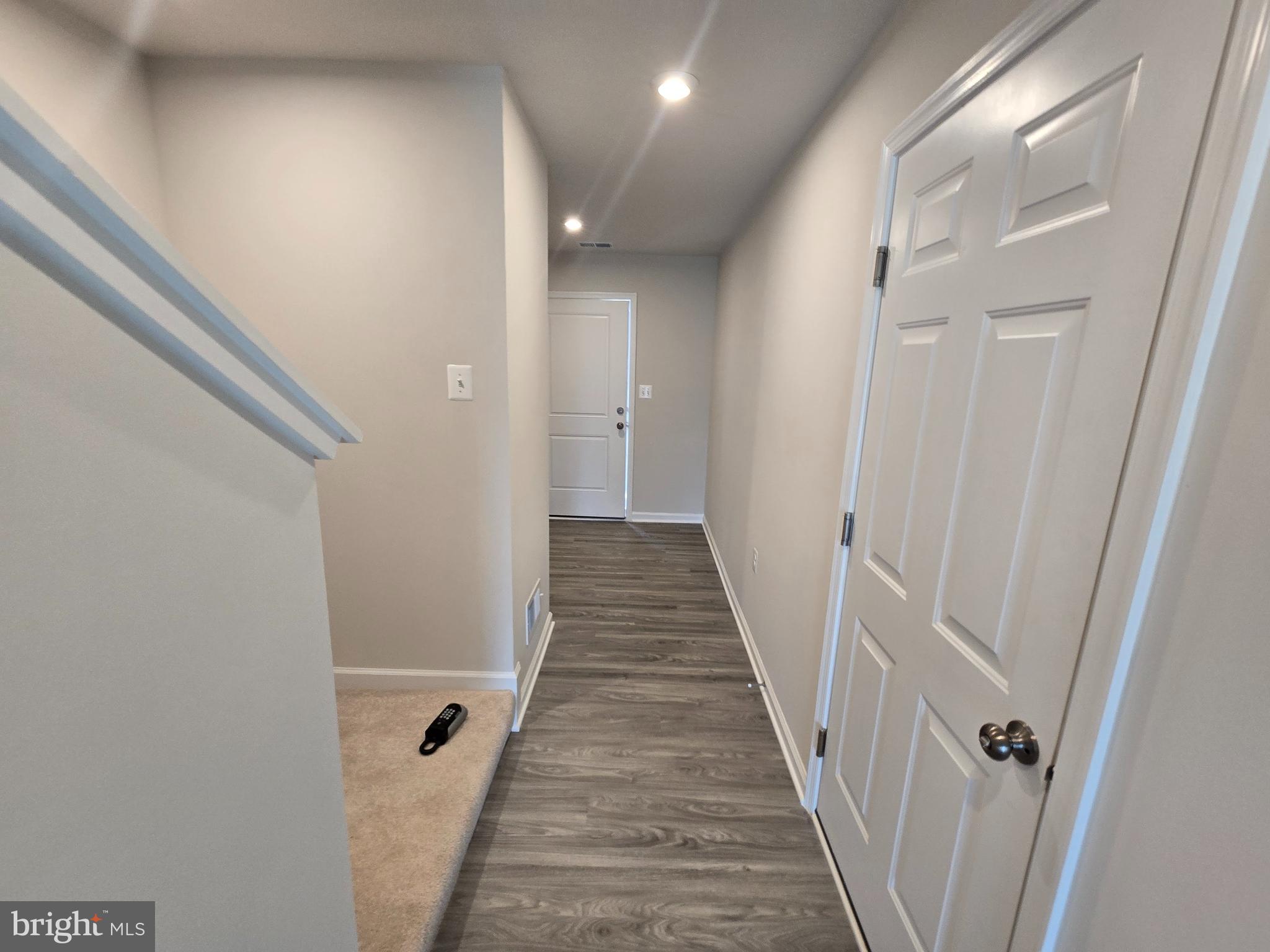 STONE SPRING - Residential Lease