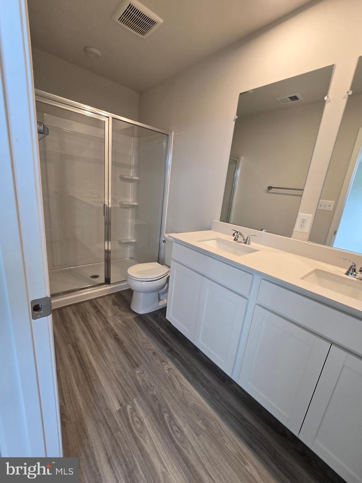 STONE SPRING - Residential Lease