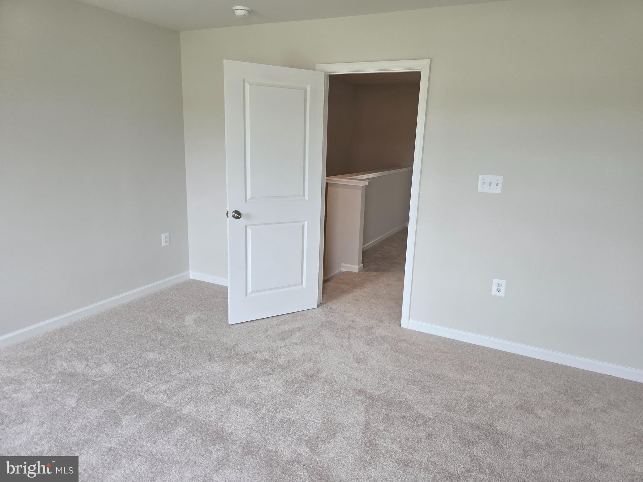 STONE SPRING - Residential Lease