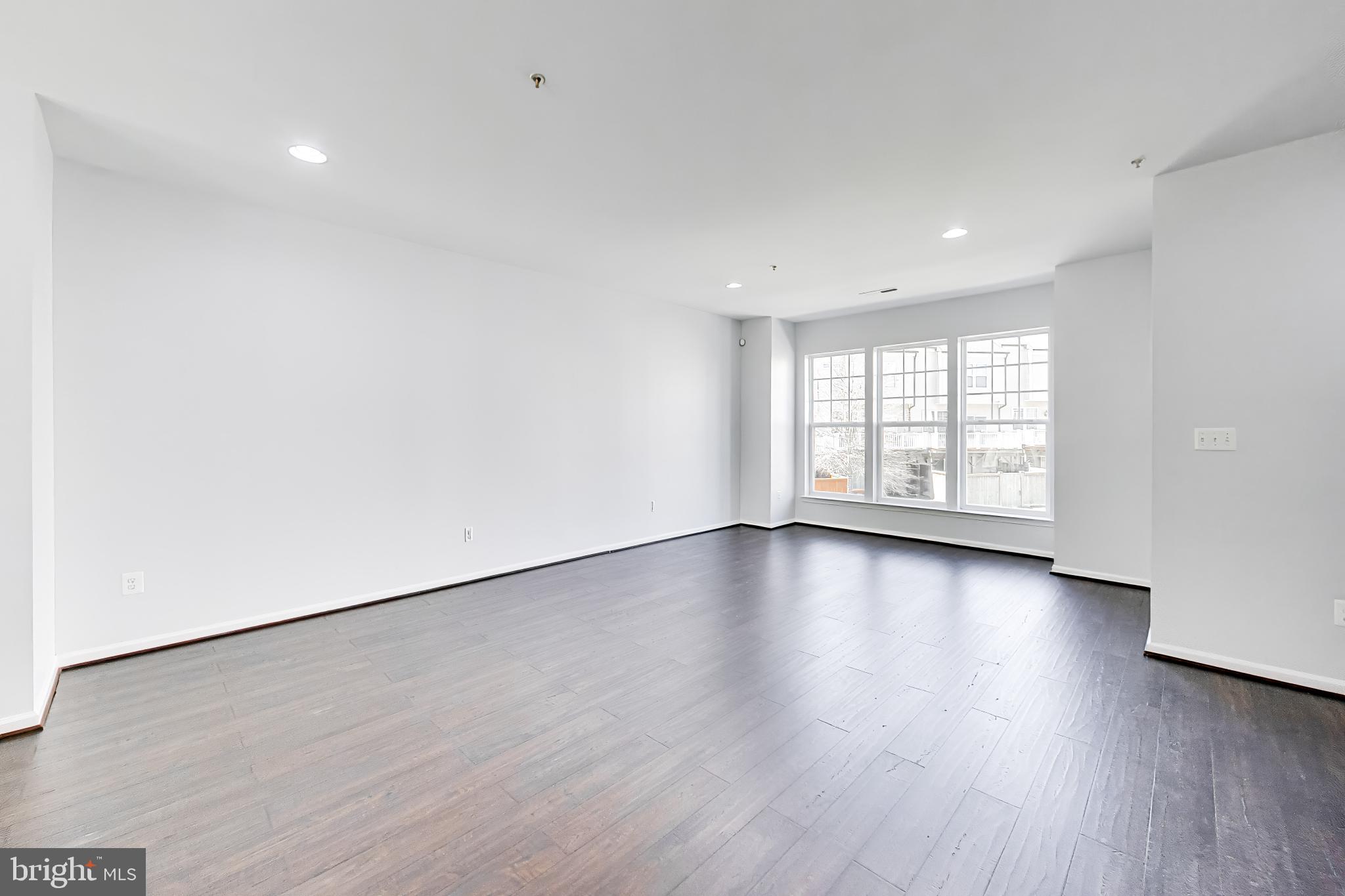 GALLERY PARK - Residential