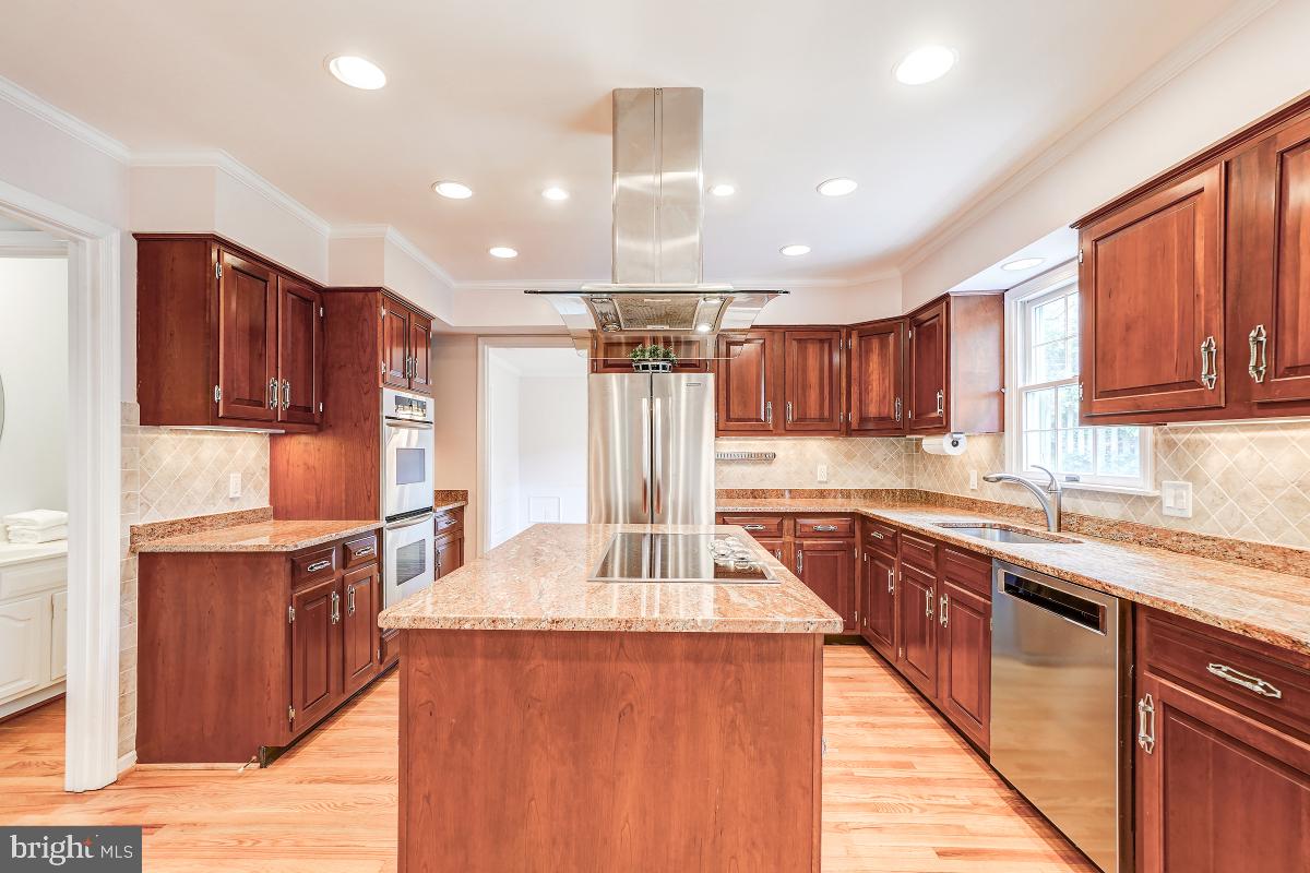 OAKWOOD KNOLLS - Residential