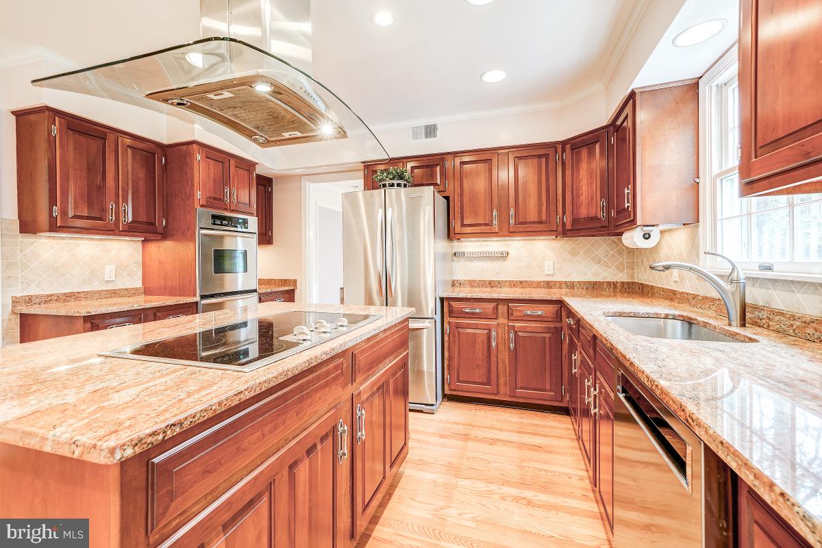 OAKWOOD KNOLLS - Residential