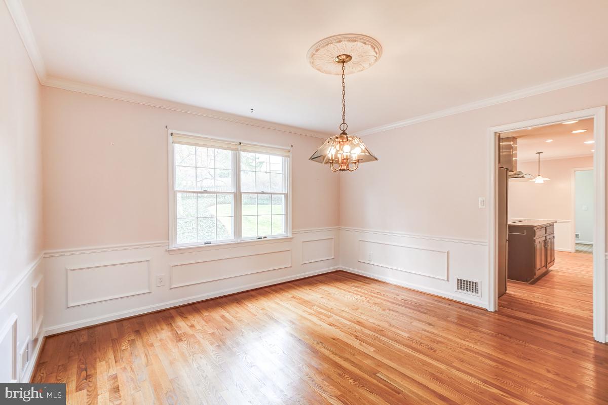 OAKWOOD KNOLLS - Residential