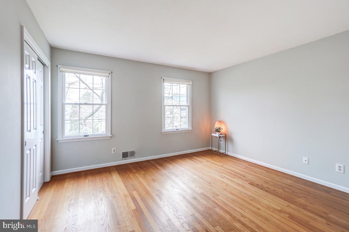 OAKWOOD KNOLLS - Residential