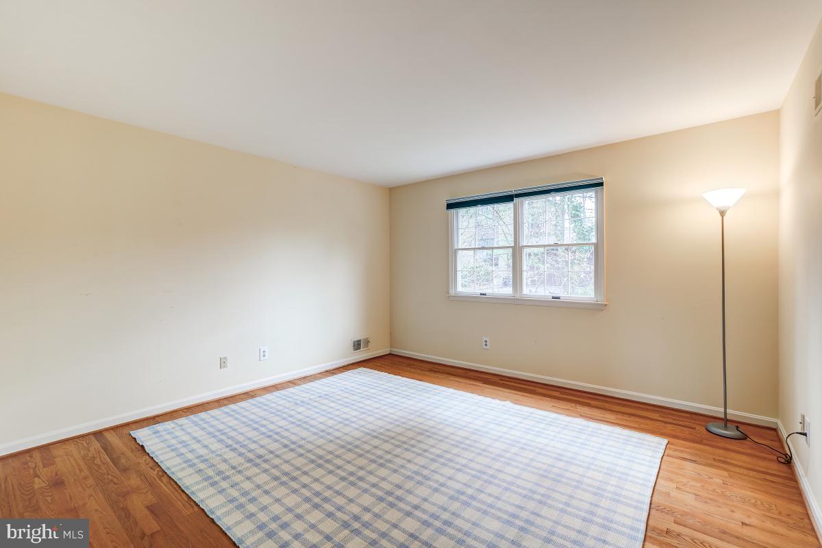 OAKWOOD KNOLLS - Residential