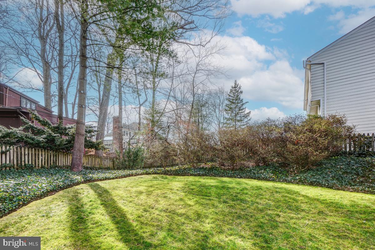 OAKWOOD KNOLLS - Residential