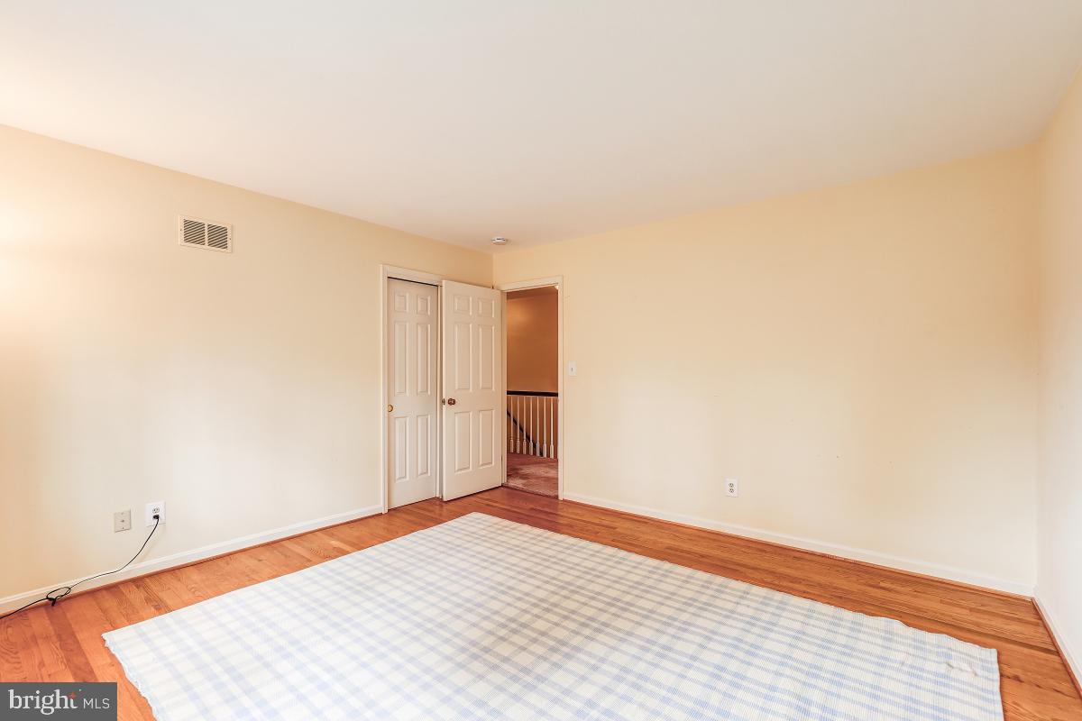 OAKWOOD KNOLLS - Residential