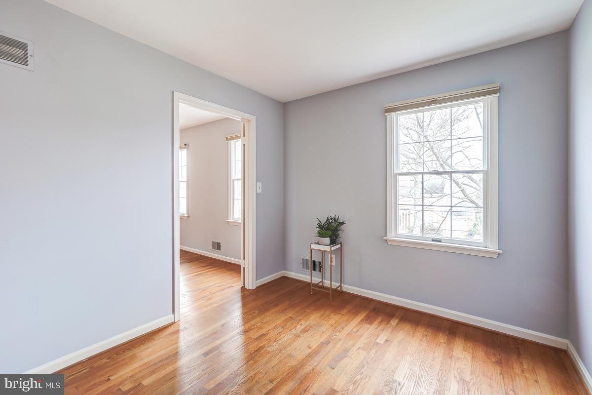 OAKWOOD KNOLLS - Residential