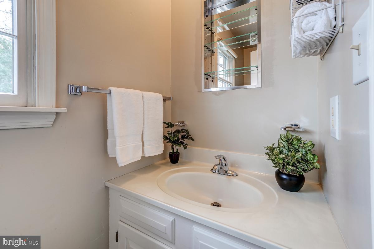 OAKWOOD KNOLLS - Residential