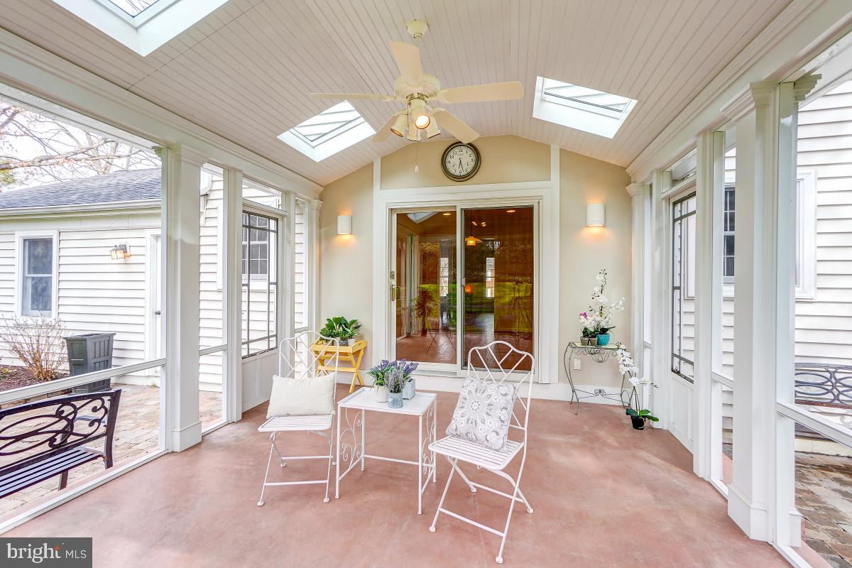 OAKWOOD KNOLLS - Residential