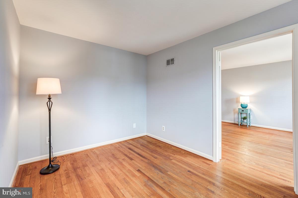 OAKWOOD KNOLLS - Residential