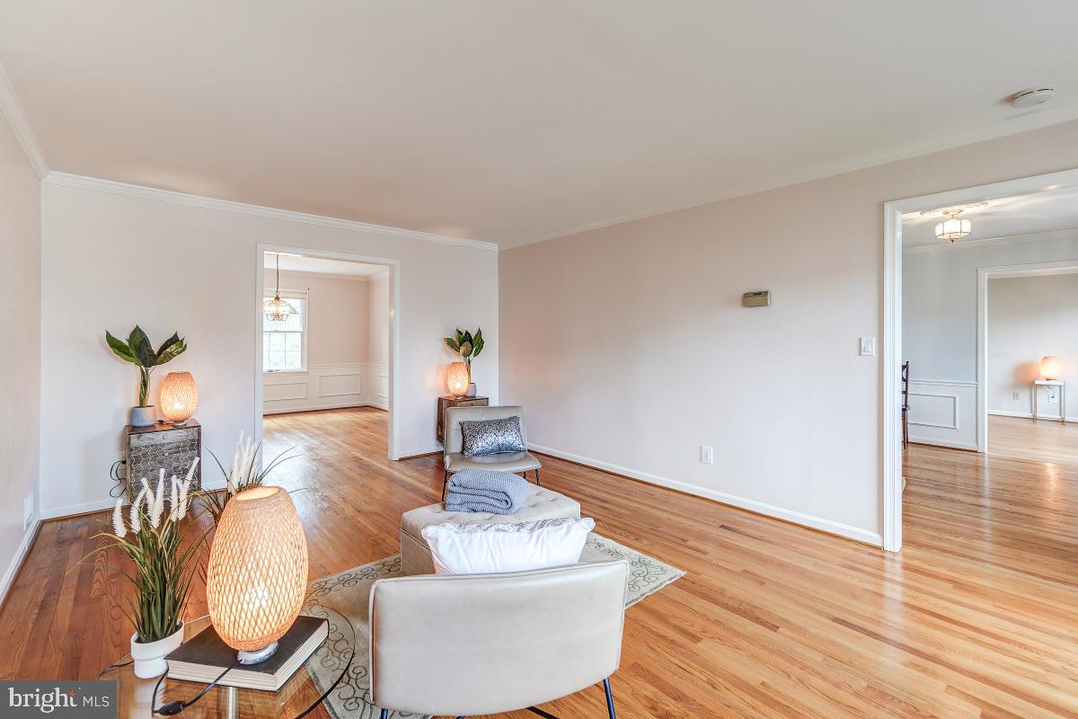 OAKWOOD KNOLLS - Residential