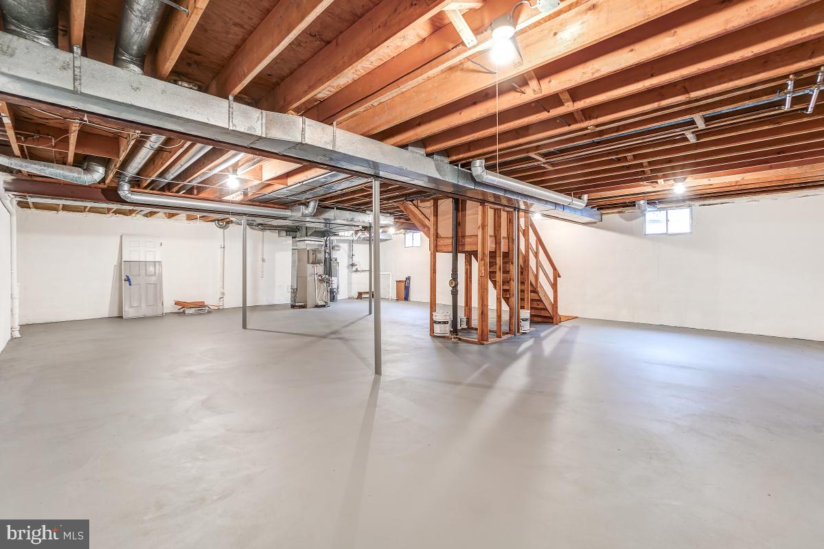 OAKWOOD KNOLLS - Residential