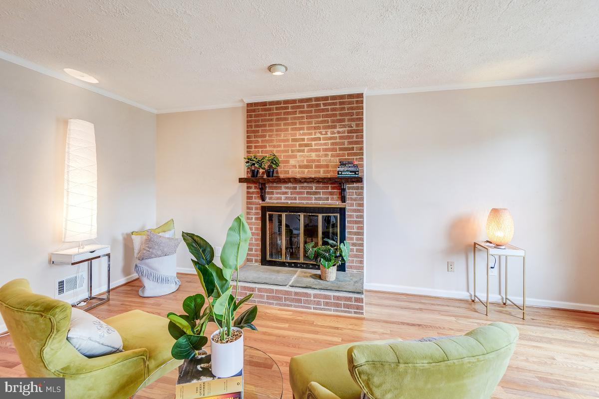 OAKWOOD KNOLLS - Residential