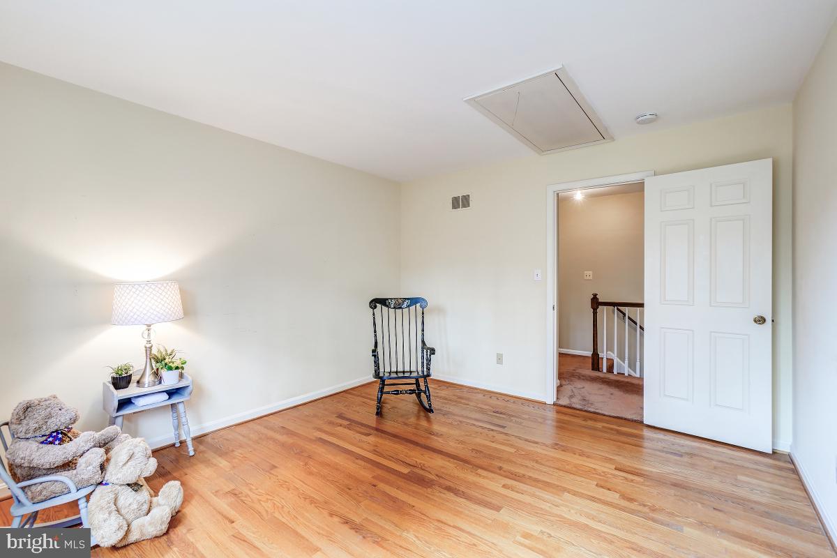 OAKWOOD KNOLLS - Residential