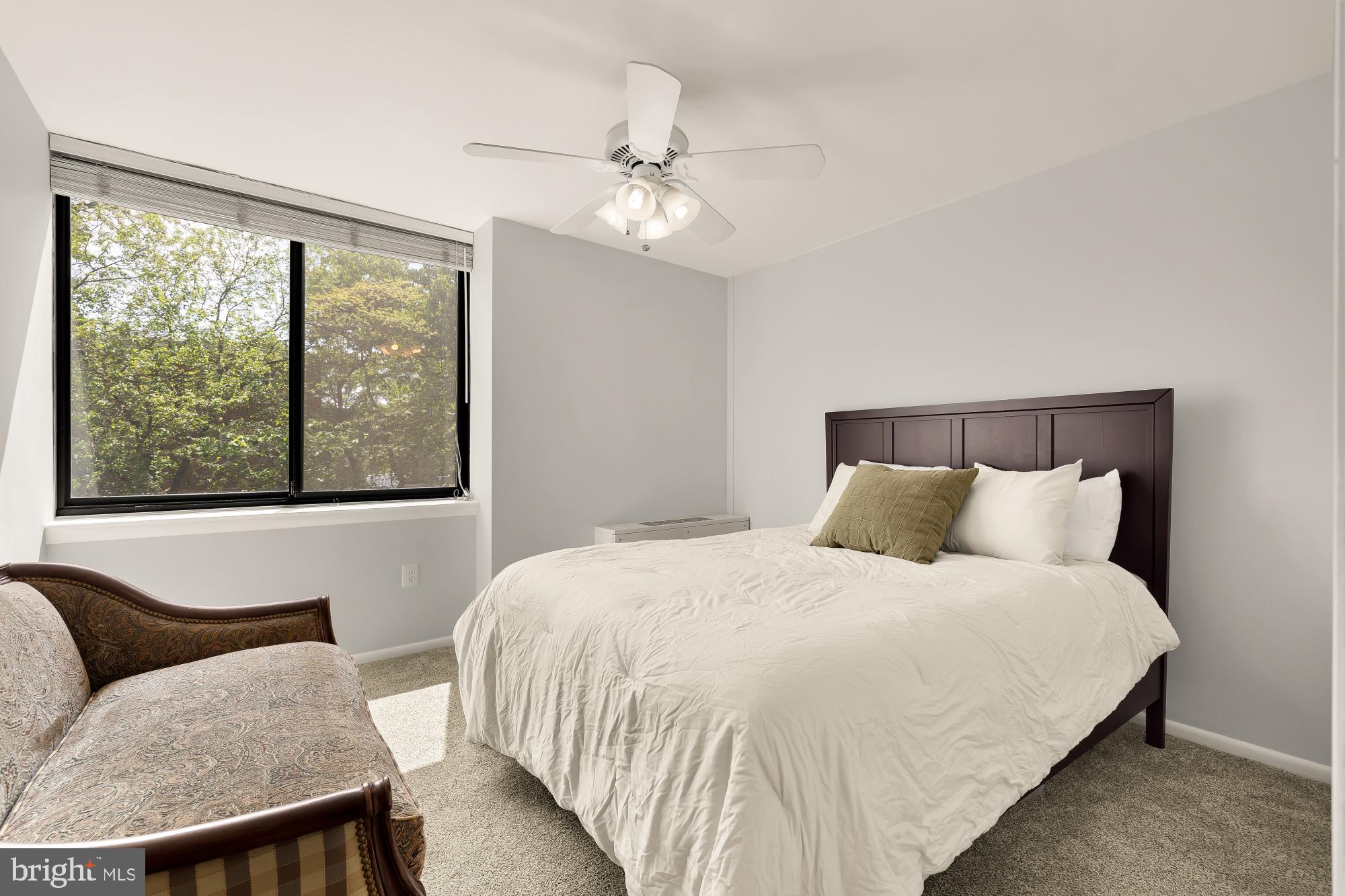 CARLYN PLACE - Residential