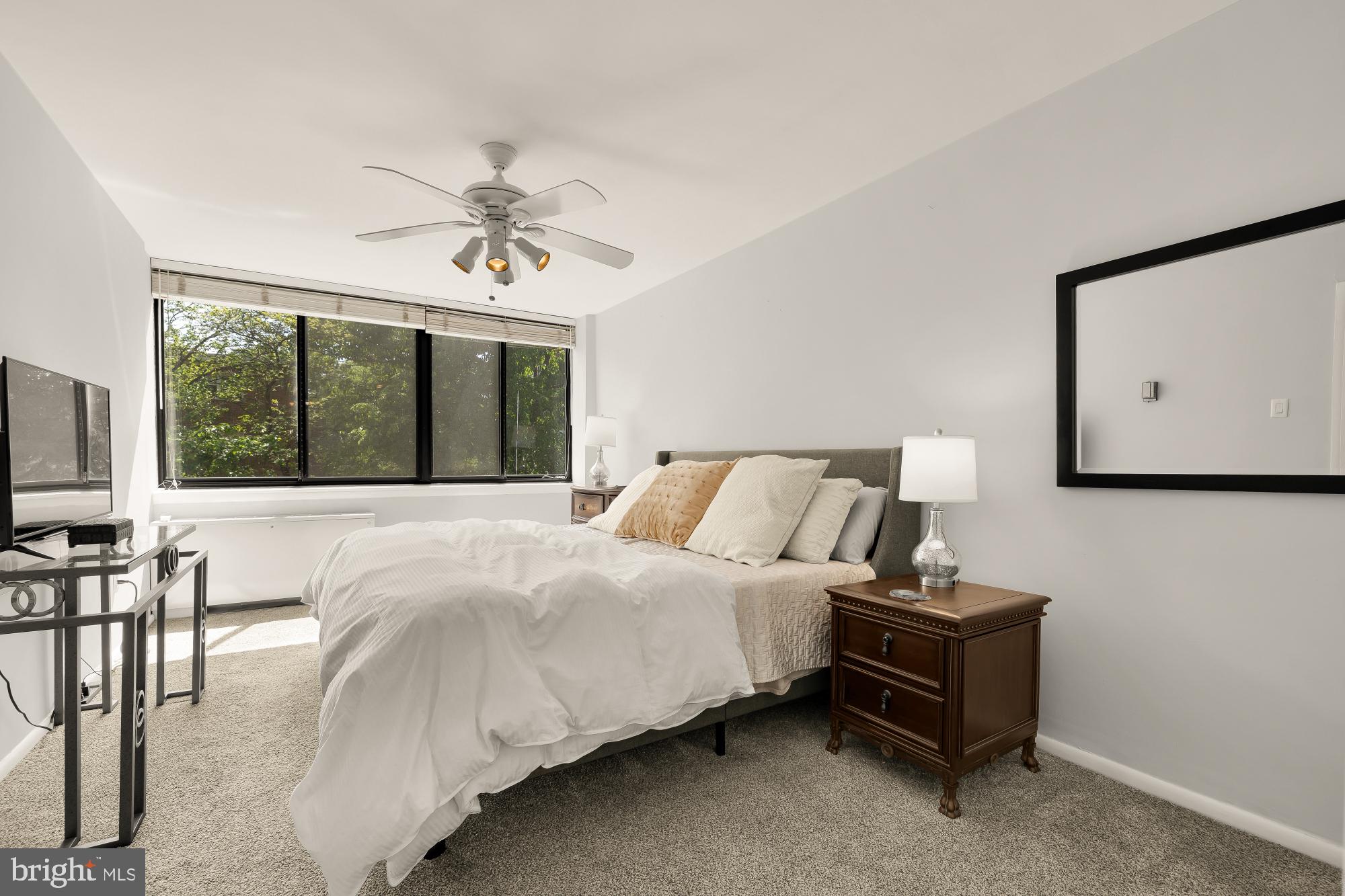 CARLYN PLACE - Residential