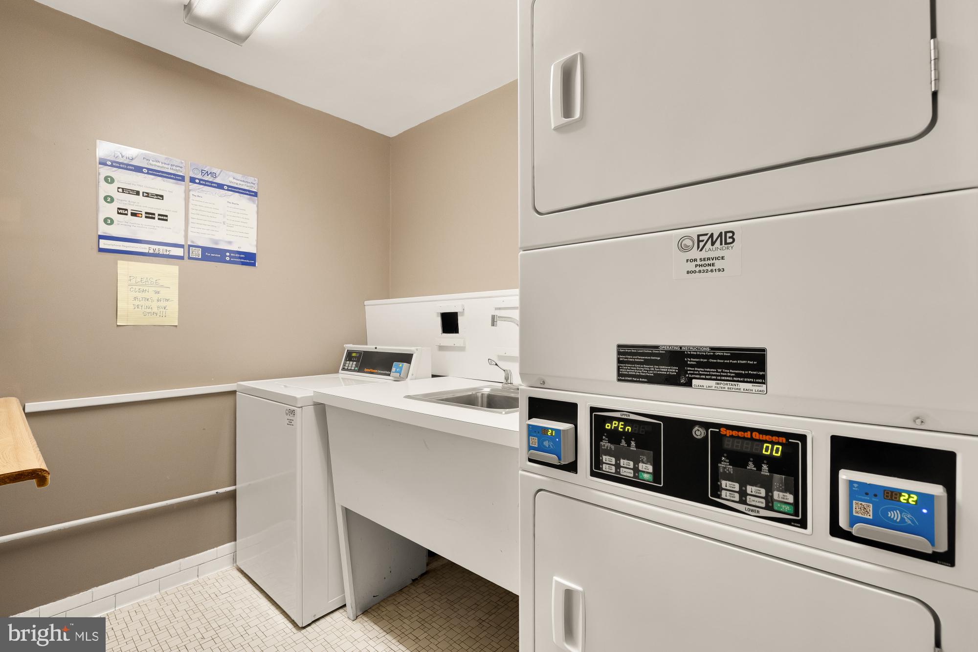 CARLYN PLACE - Residential