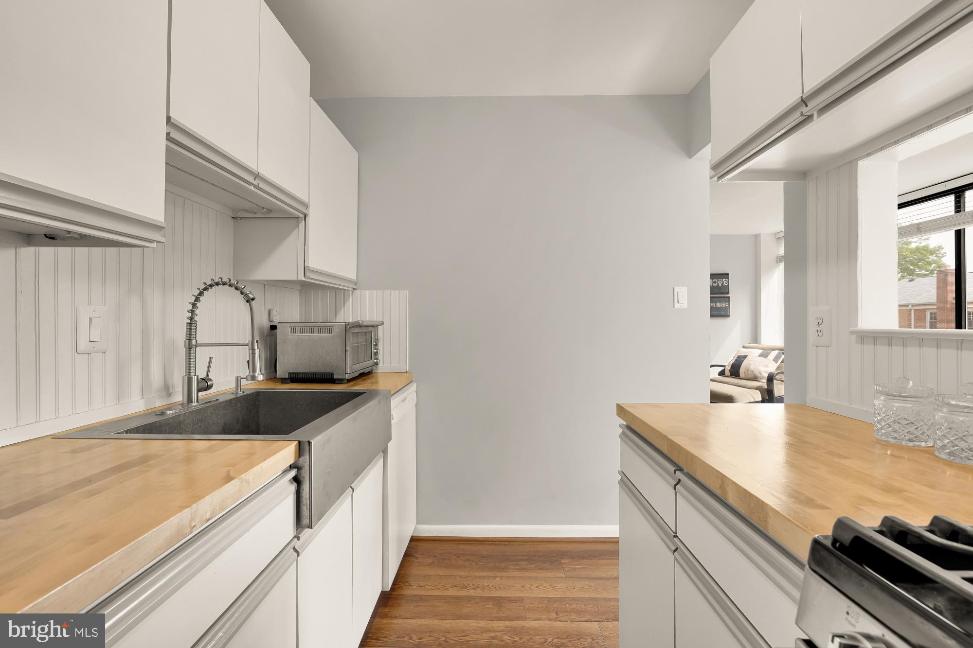 CARLYN PLACE - Residential