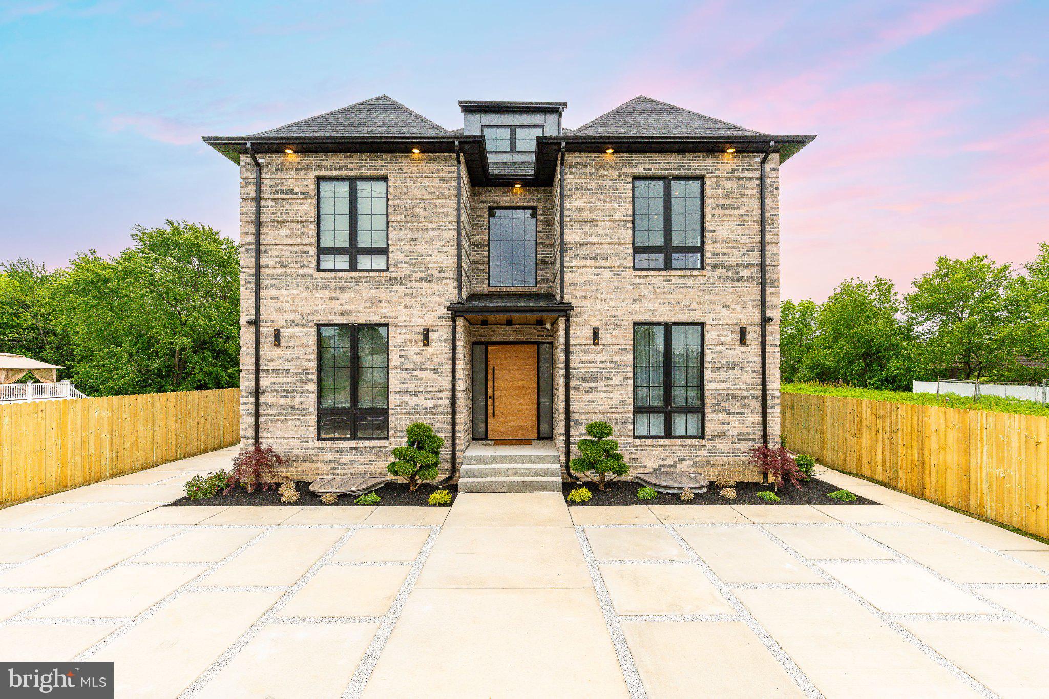 BUSTLETON - Residential