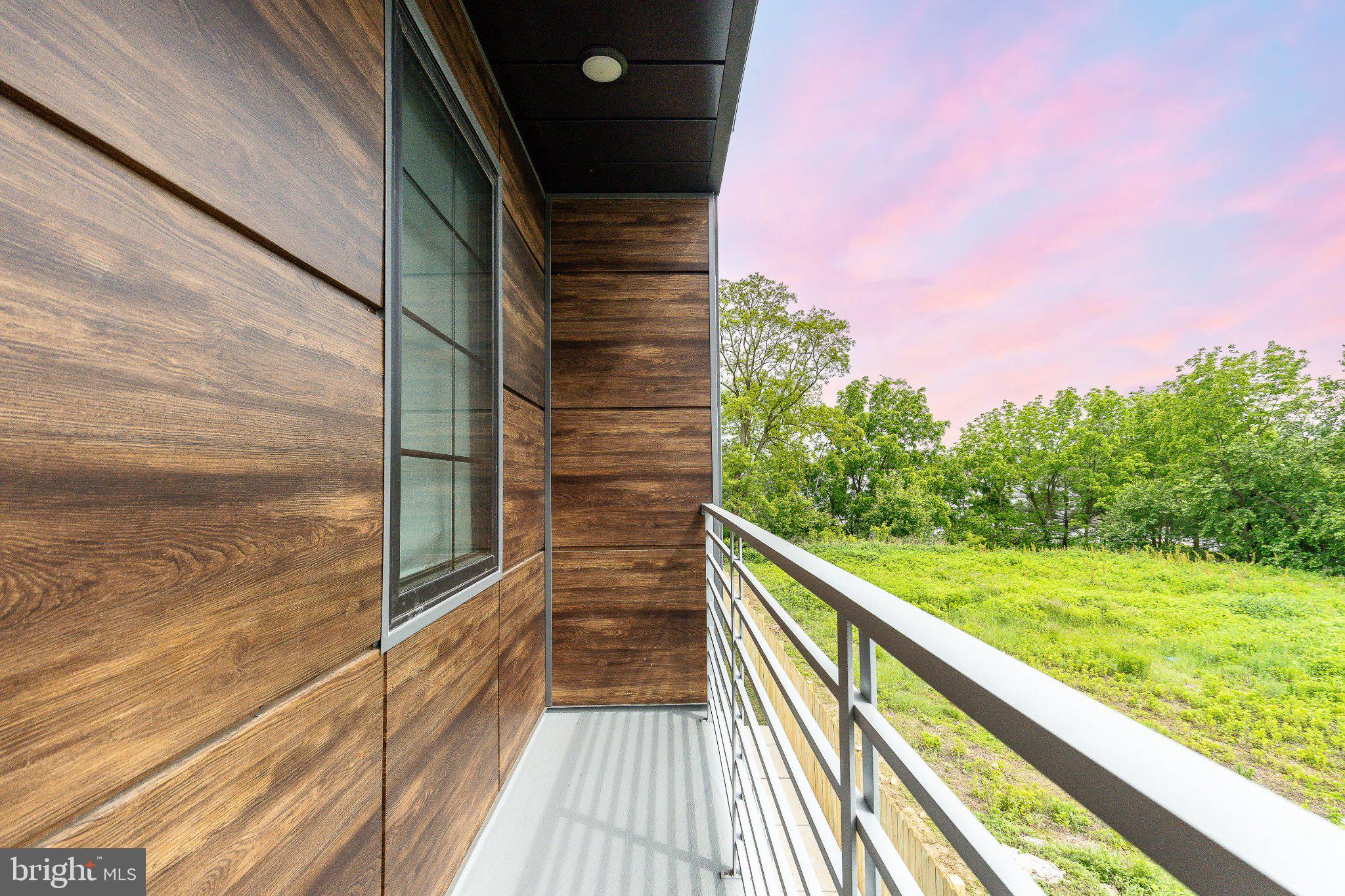 BUSTLETON - Residential