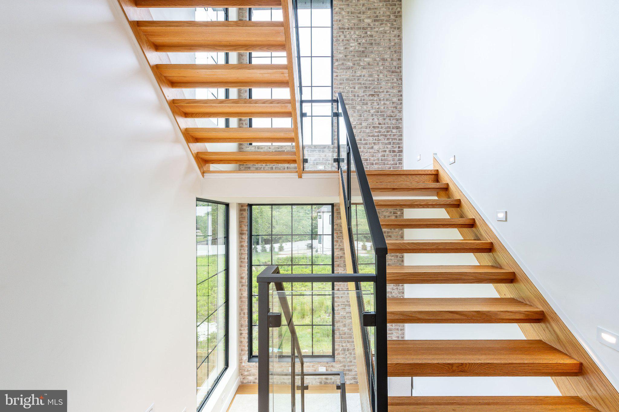 BUSTLETON - Residential