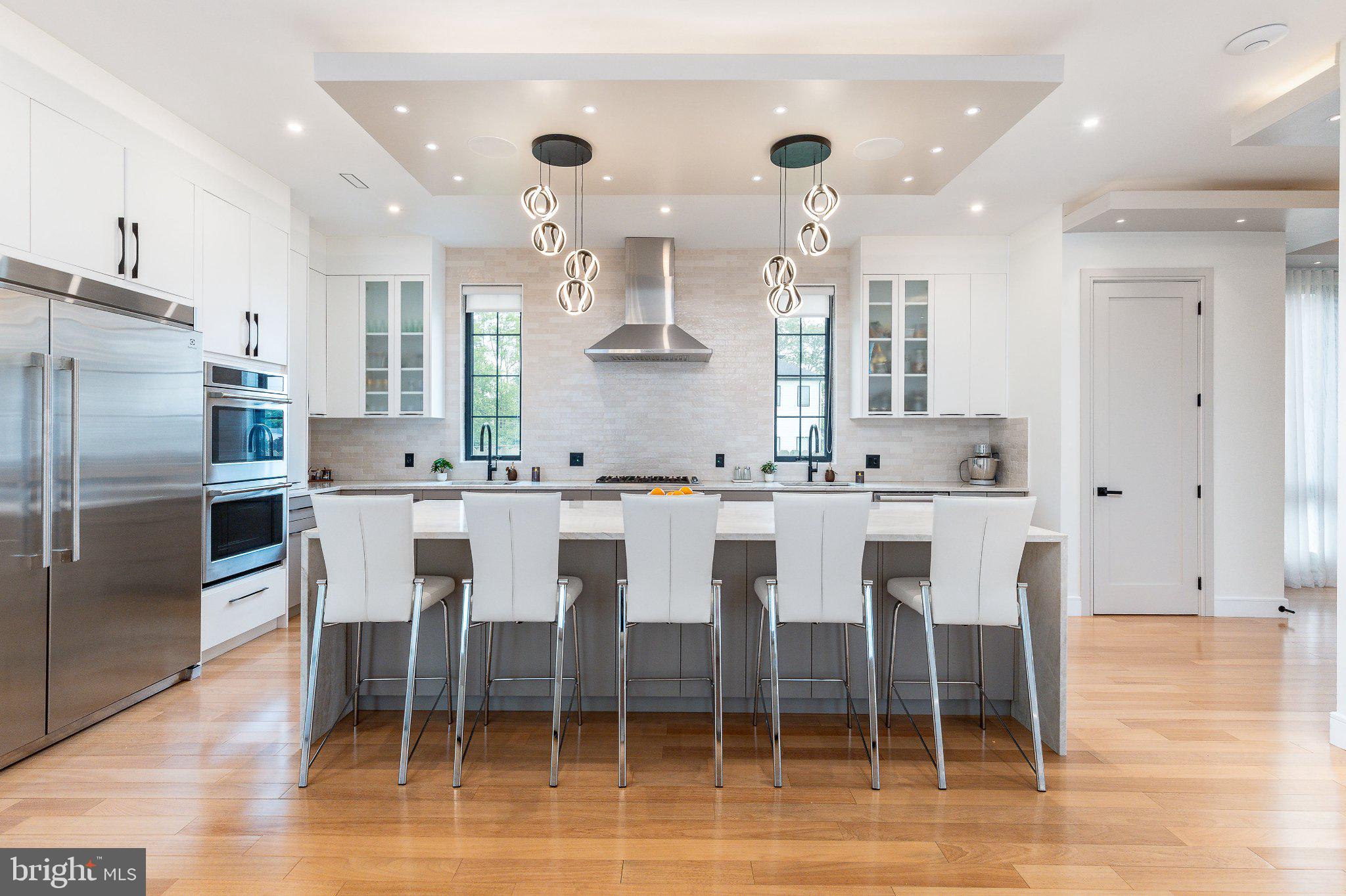 BUSTLETON - Residential
