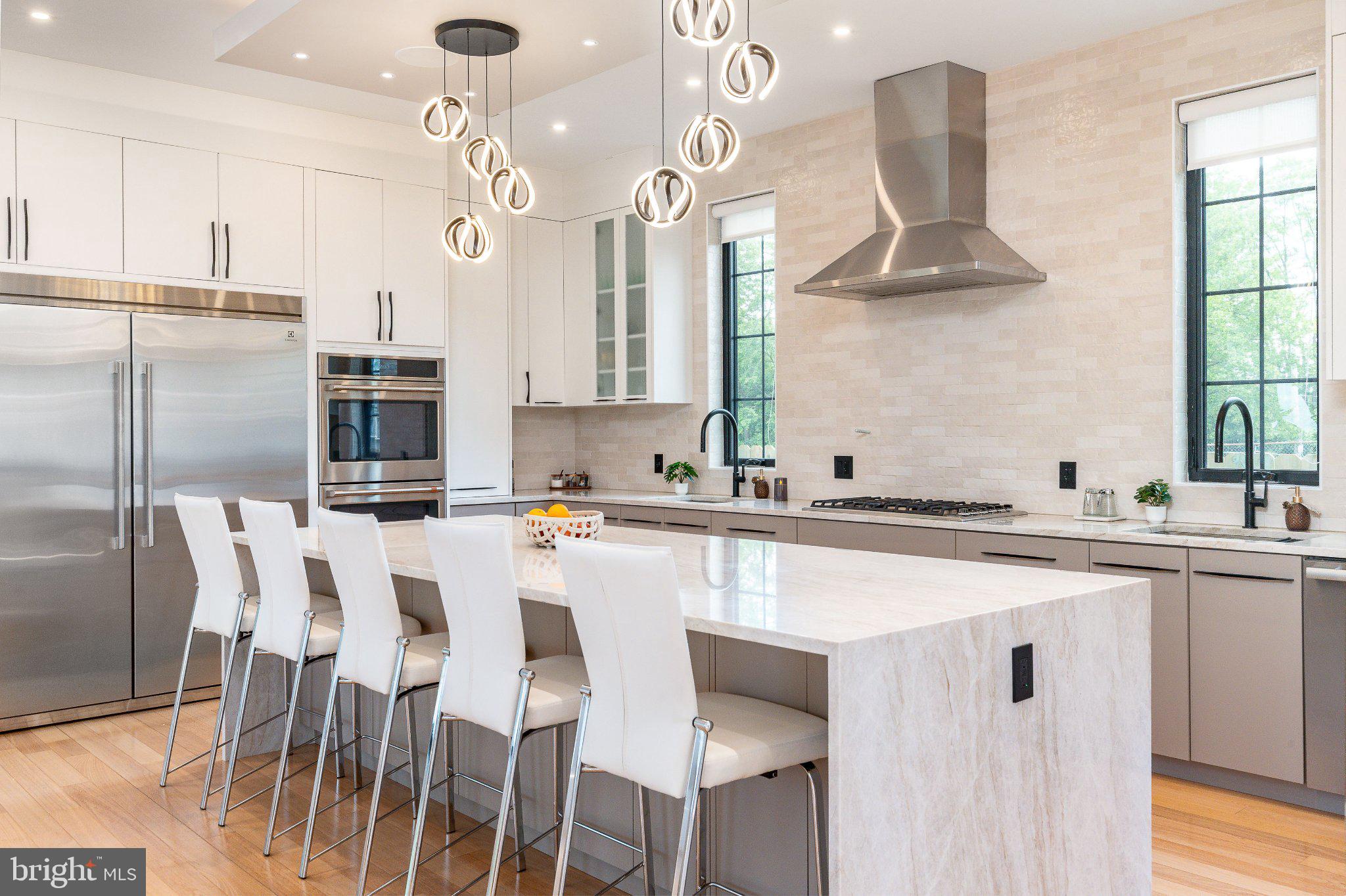 BUSTLETON - Residential