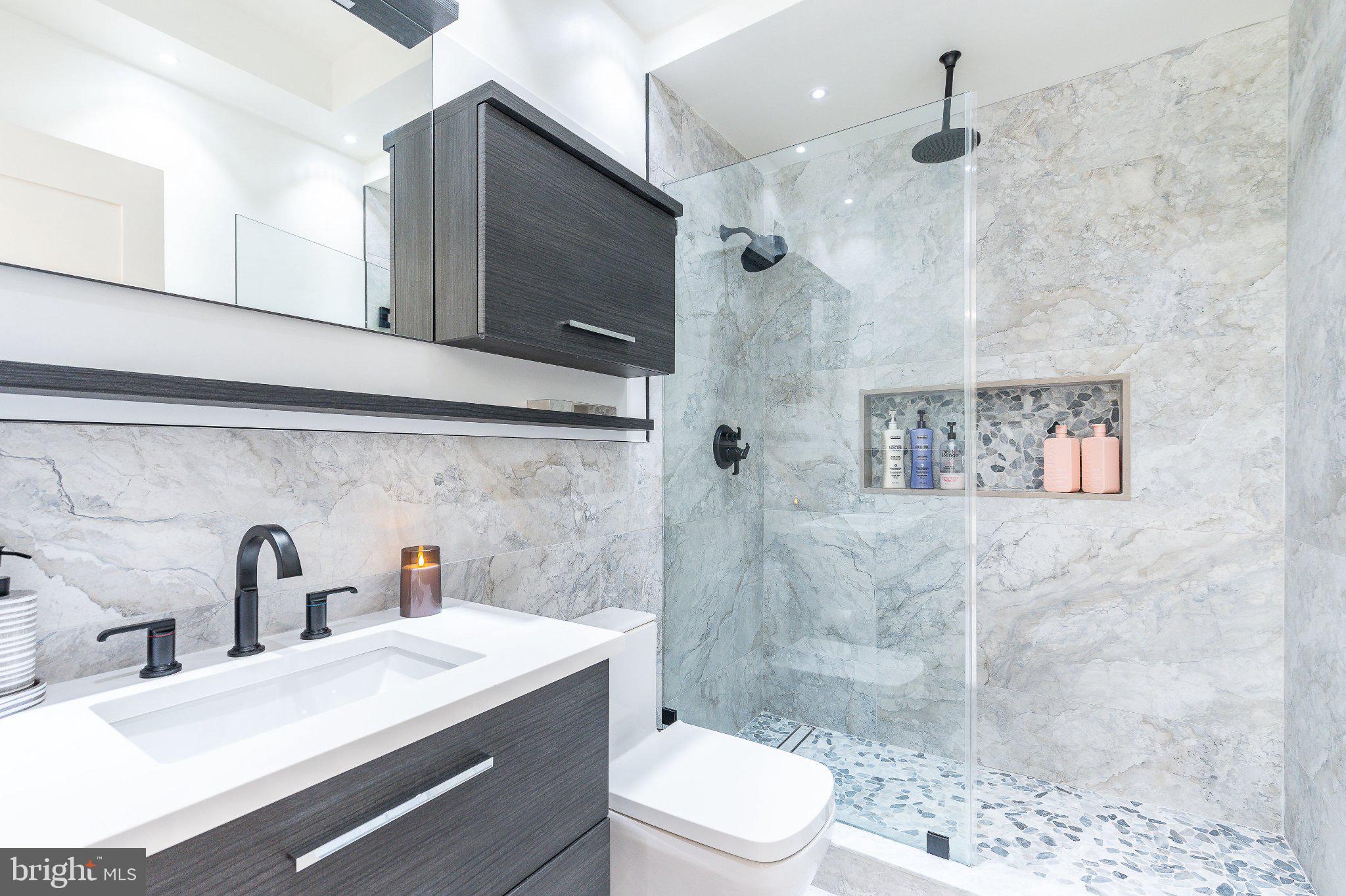 BUSTLETON - Residential