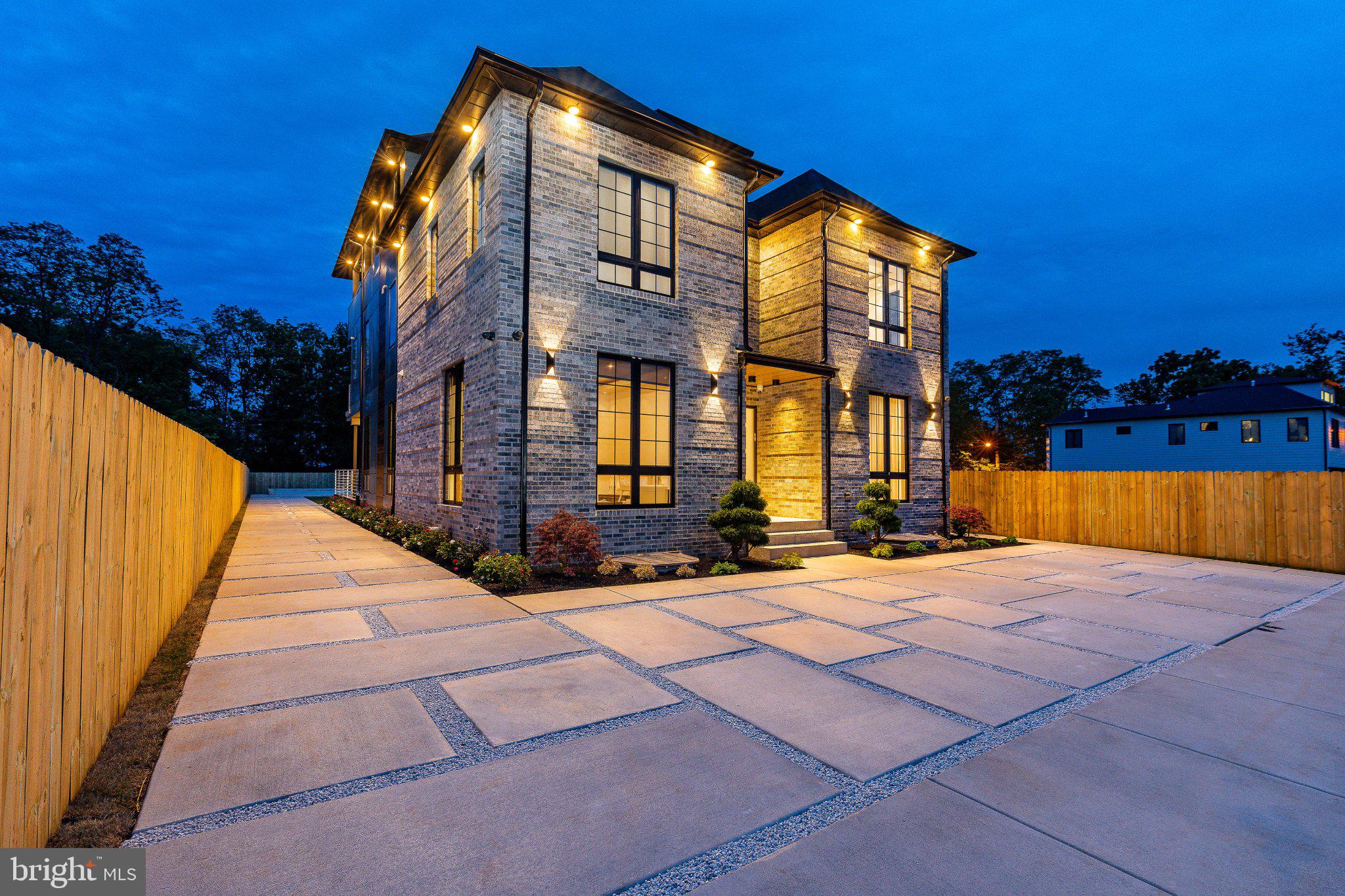 BUSTLETON - Residential