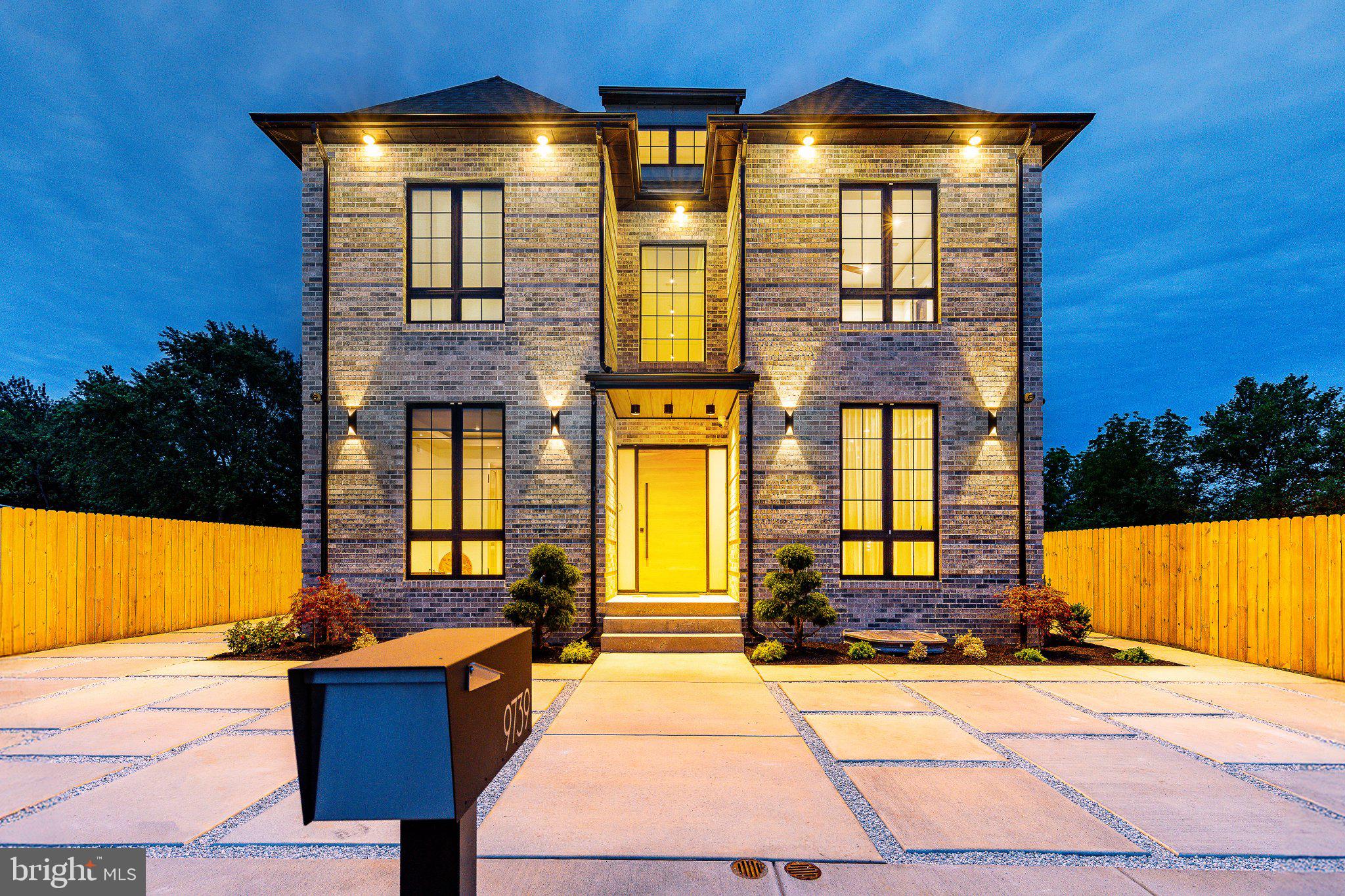 BUSTLETON - Residential