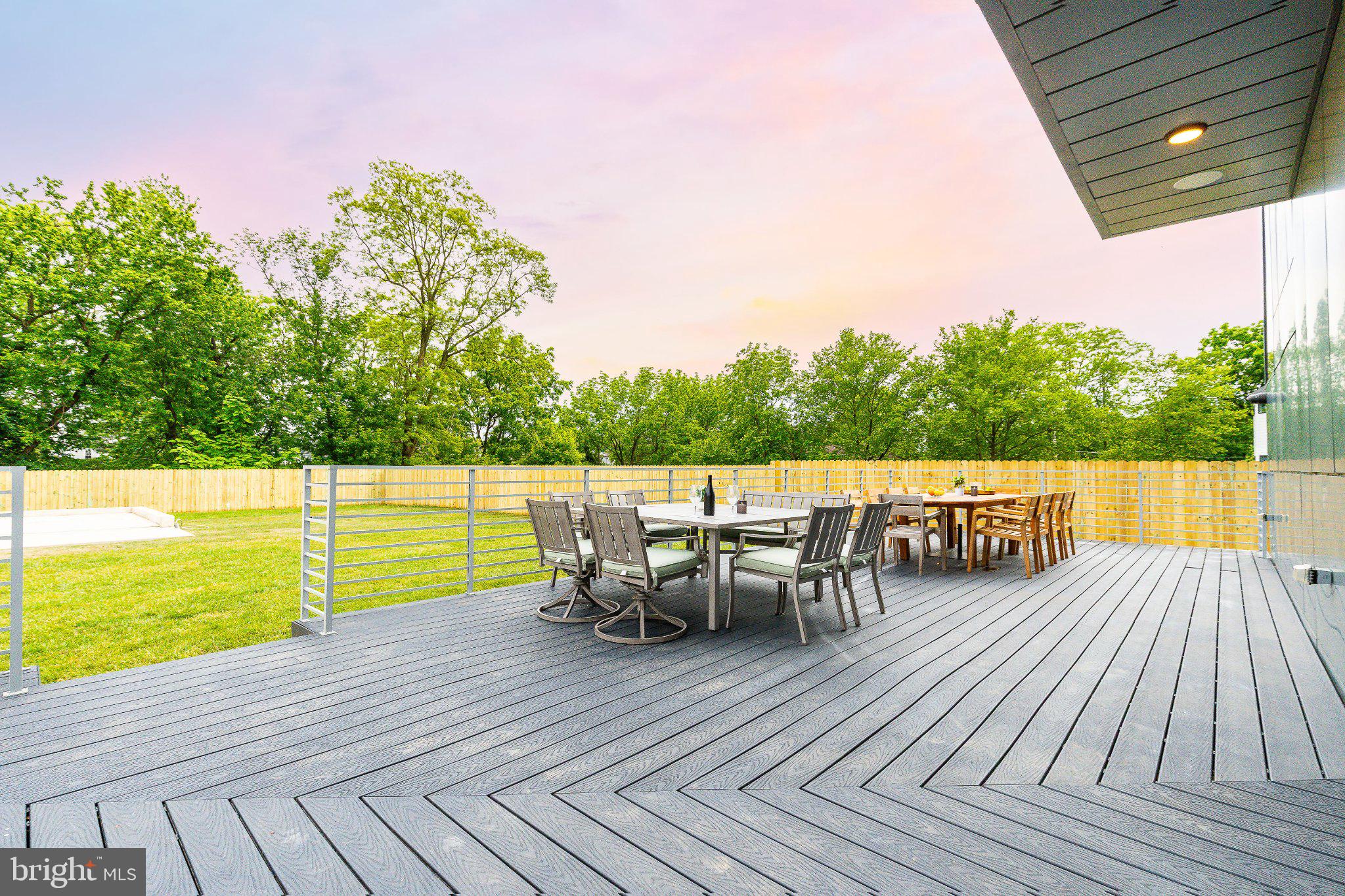 BUSTLETON - Residential