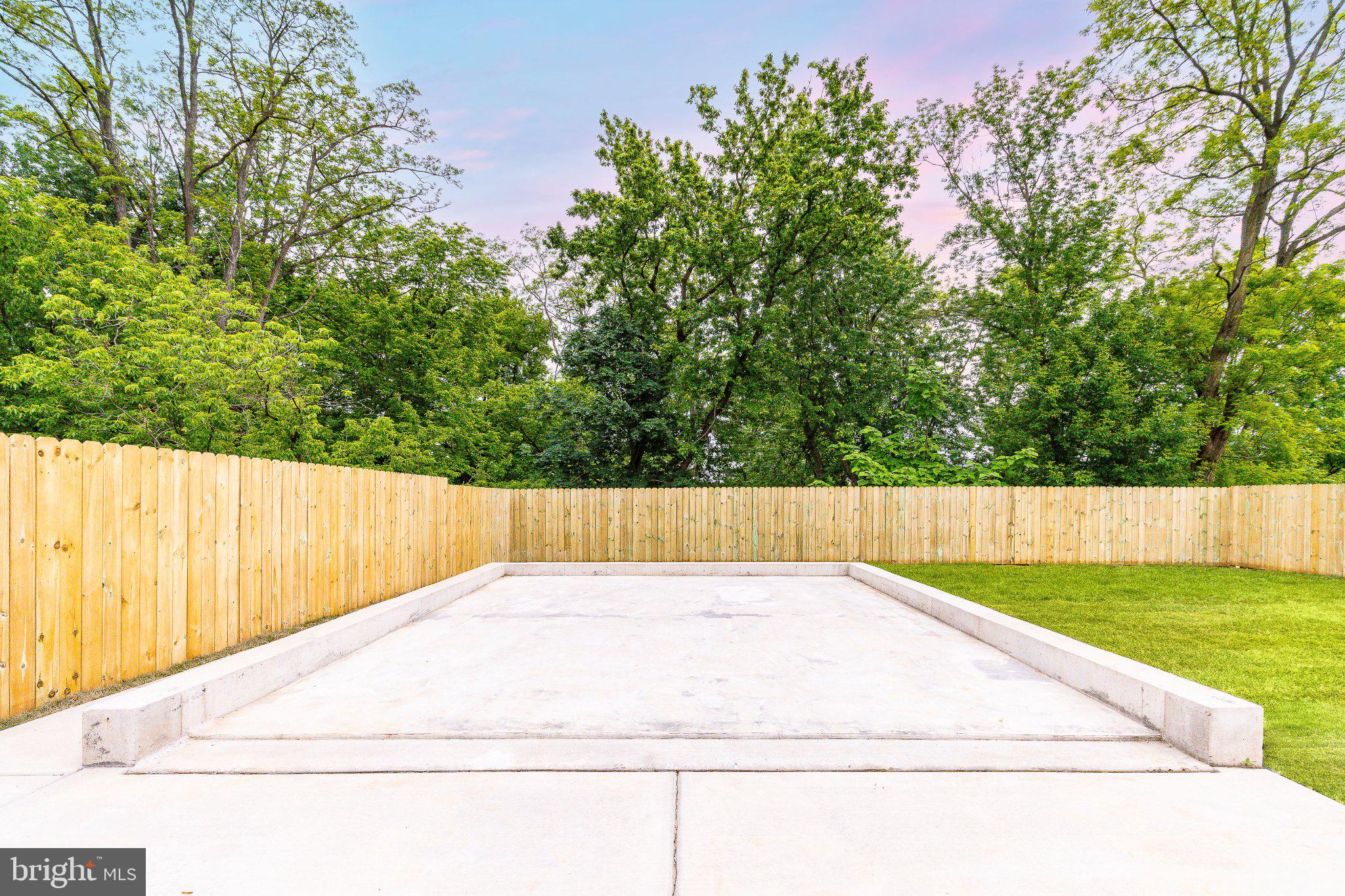BUSTLETON - Residential