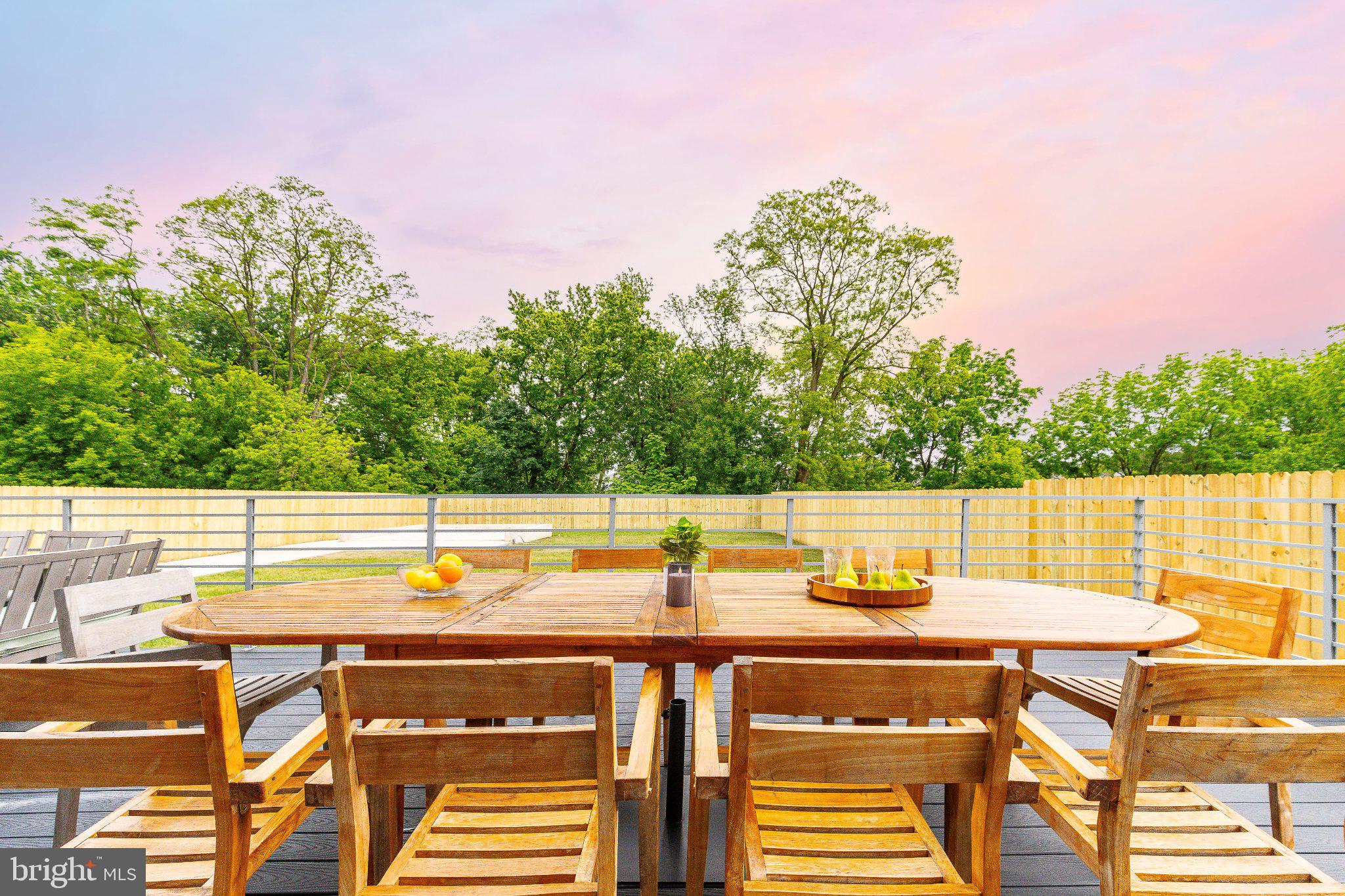 BUSTLETON - Residential