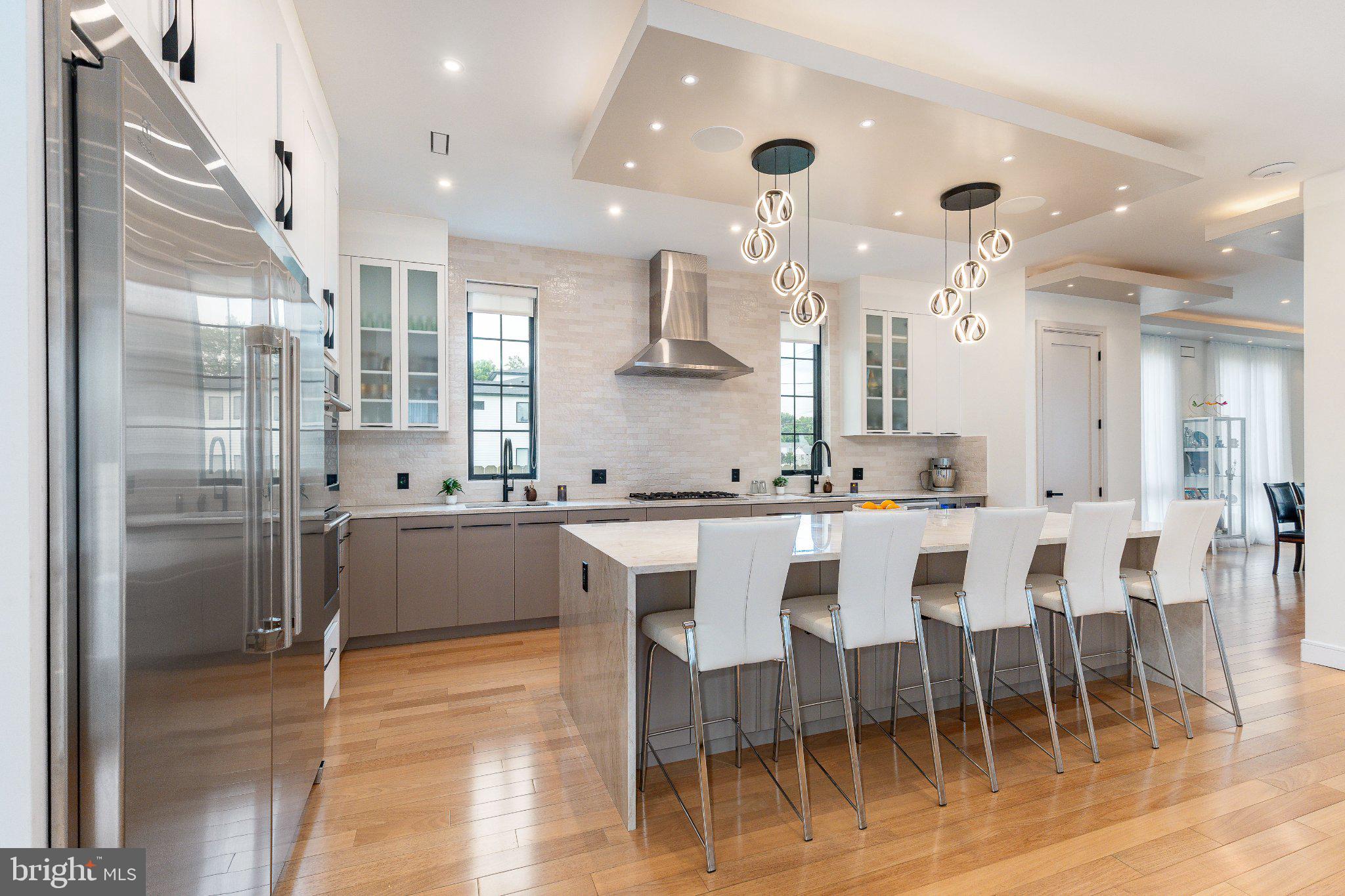 BUSTLETON - Residential