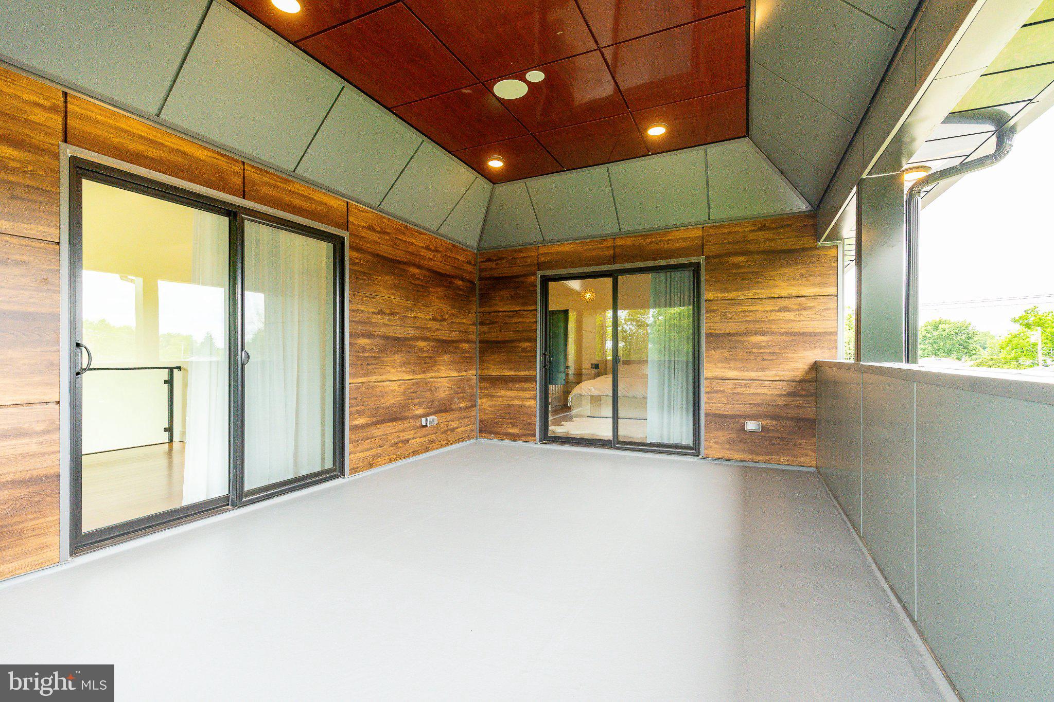 BUSTLETON - Residential